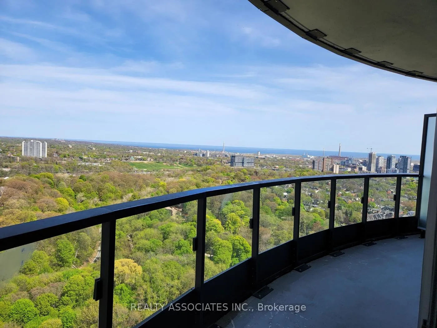 Photo 9 of Unit 2817, 585 Bloor E Street E, Toronto, North St. James Town — HOMEH