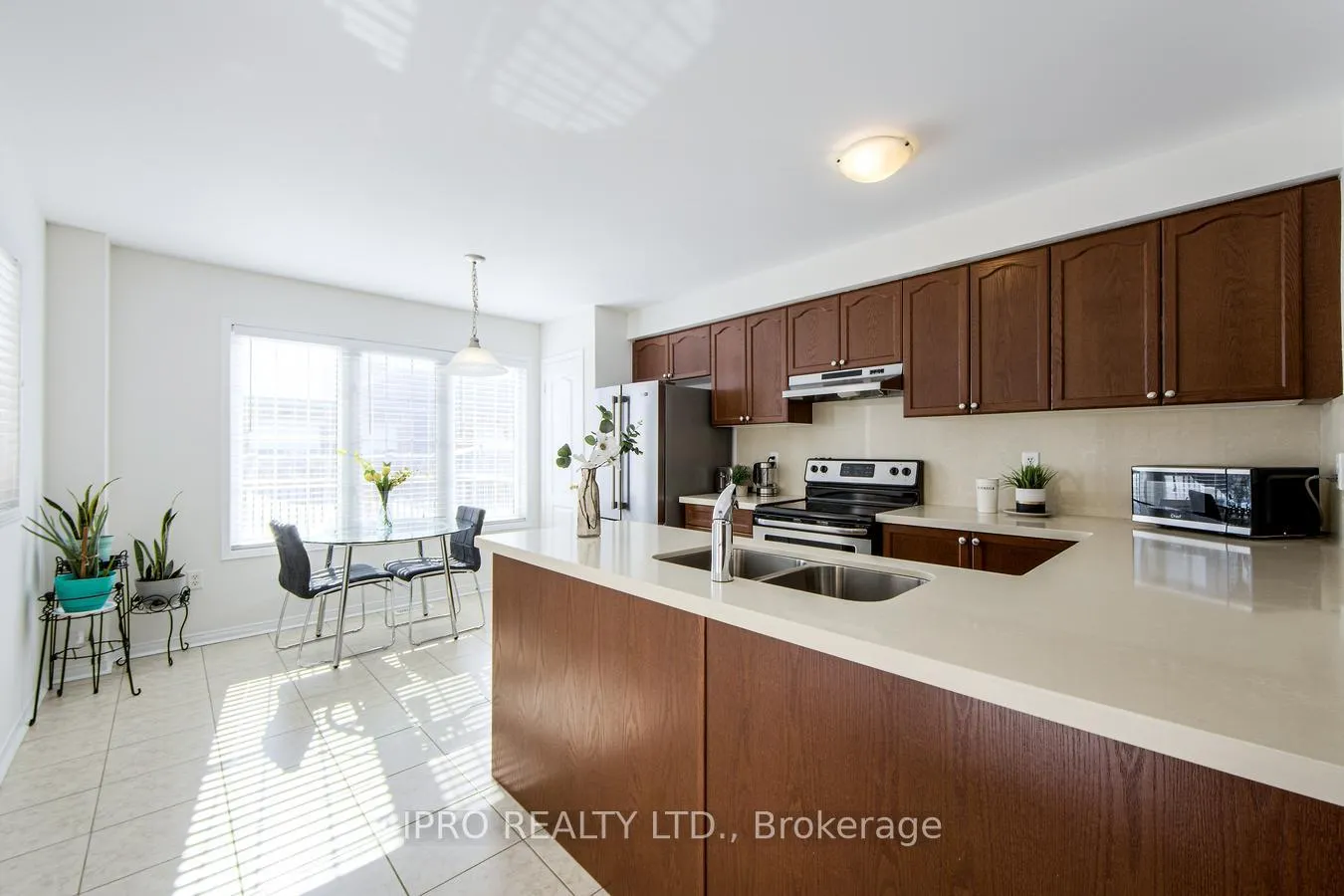 Photo 16 of 964 Fetchison Drive, Oshawa, Taunton — HOMEH