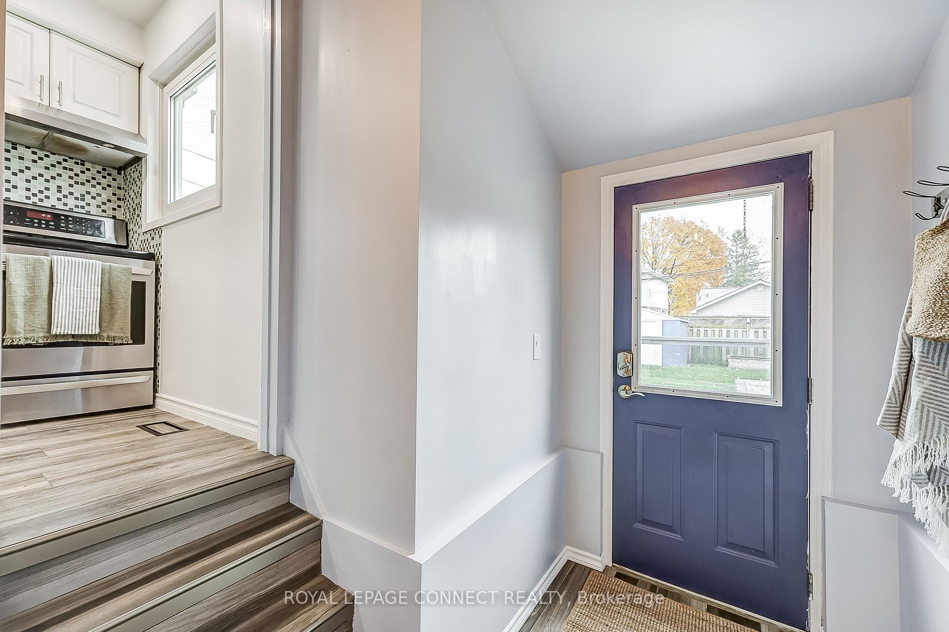 Photo 18 of 25 Elgin Street, Ajax, Central — HOMEH