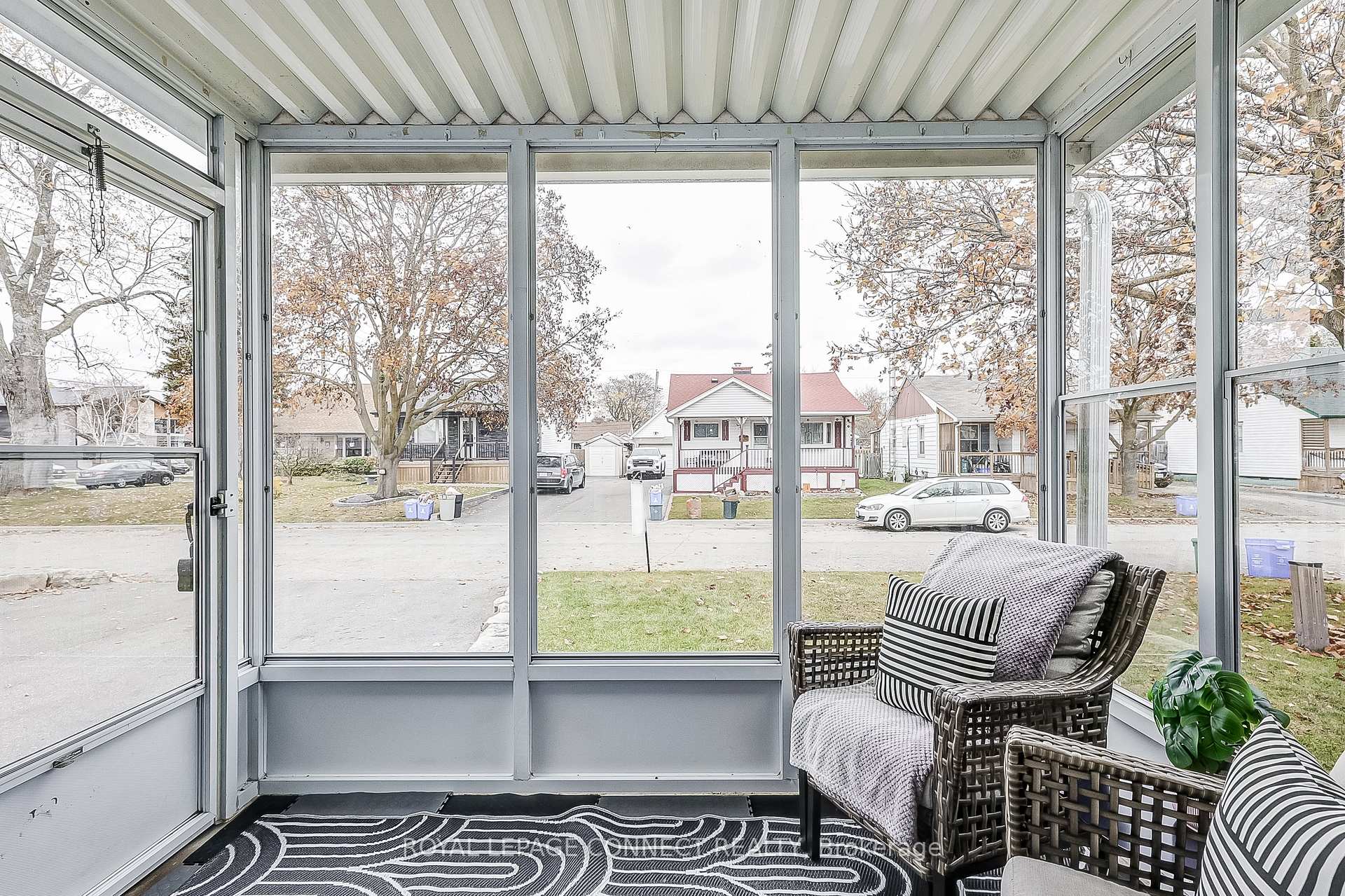Photo 32 of 25 Elgin Street, Ajax, Central — HOMEH