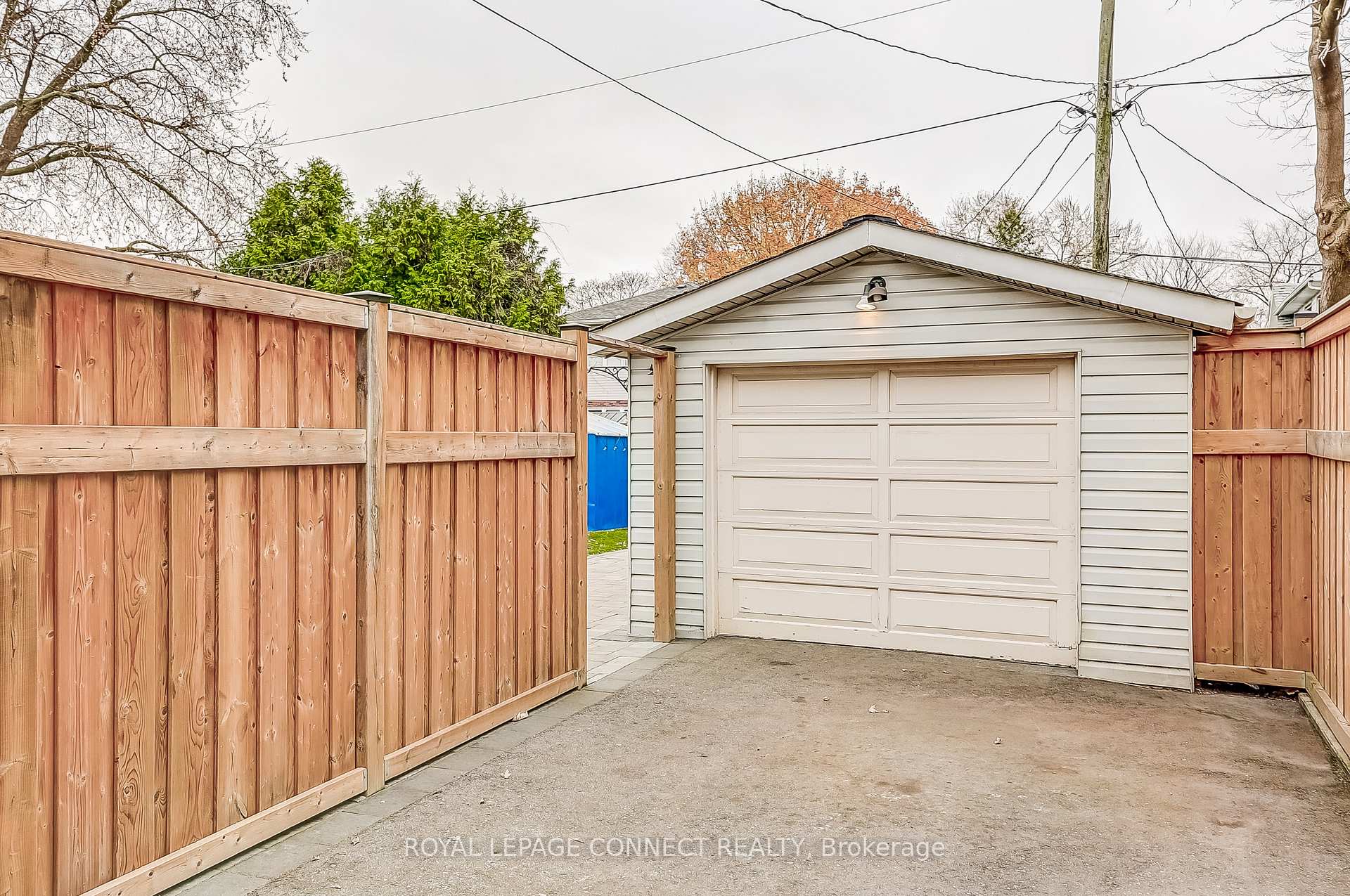 Photo 34 of 25 Elgin Street, Ajax, Central — HOMEH