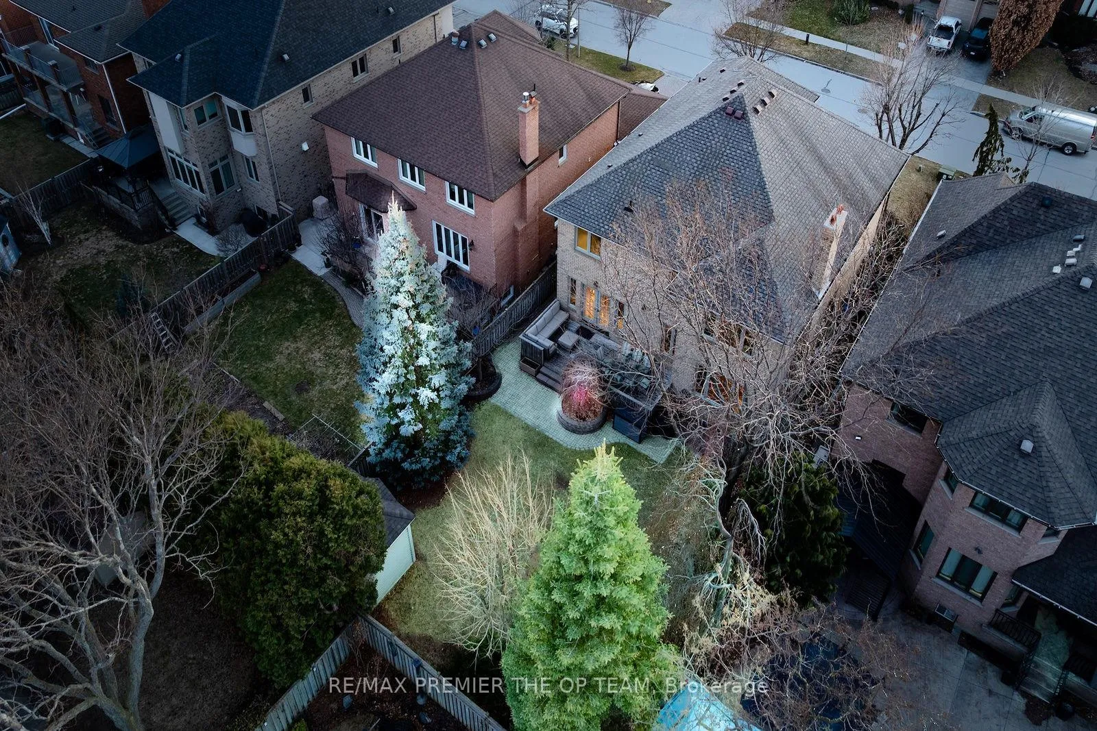 Photo 37 of 182 Clover Leaf Street, Vaughan, East Woodbridge — HOMEH
