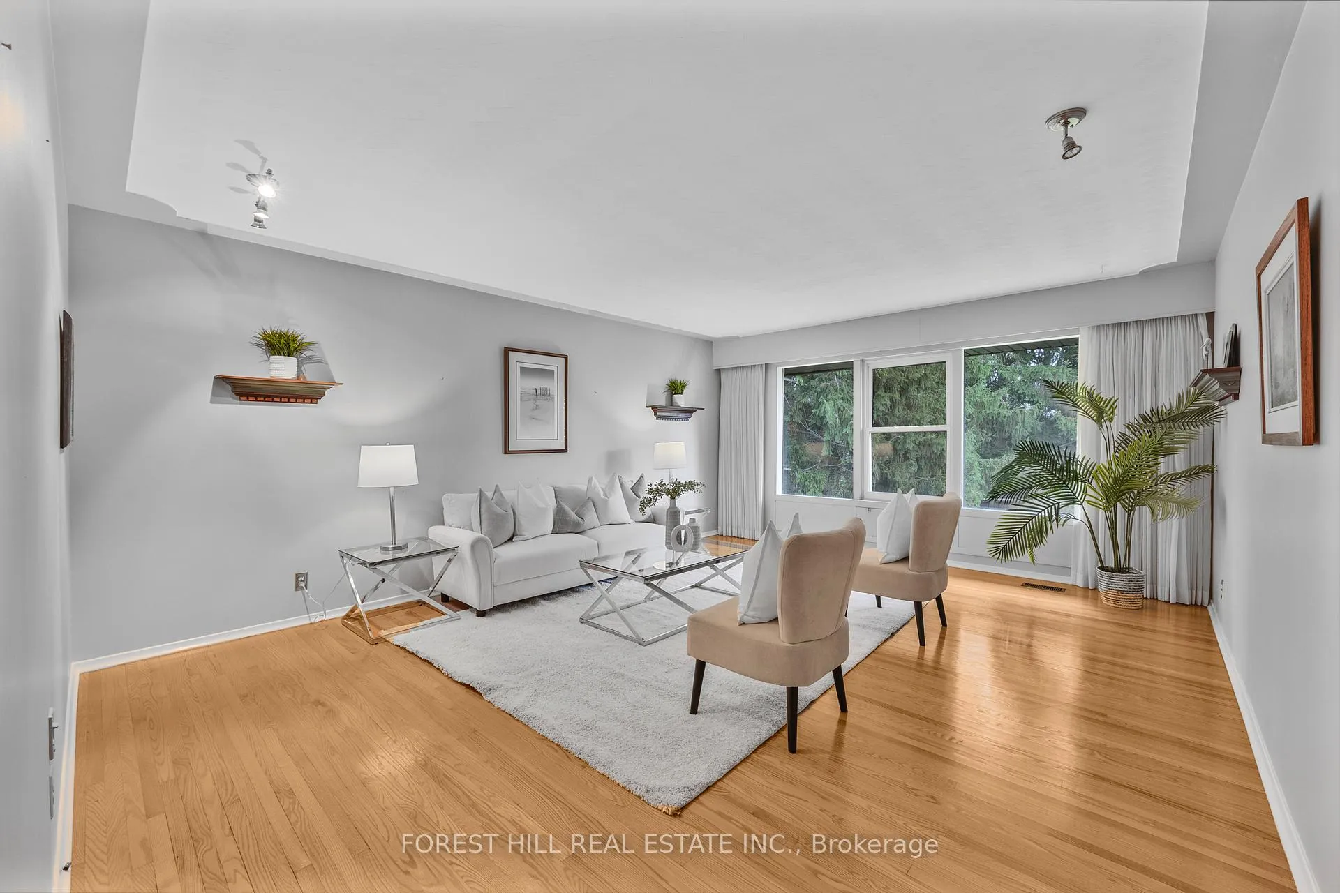 Photo 17 of 21 Cyprus Drive, Kitchener — HOMEH