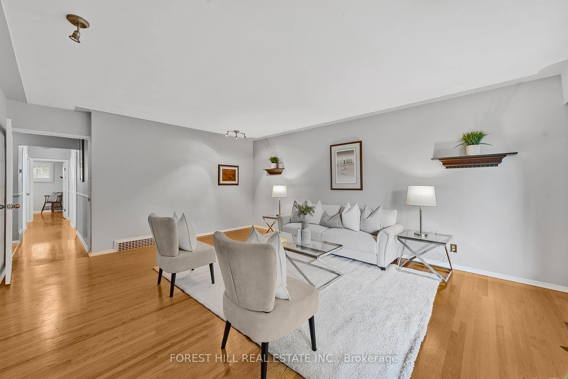 Photo 20 of 21 Cyprus Drive, Kitchener — HOMEH