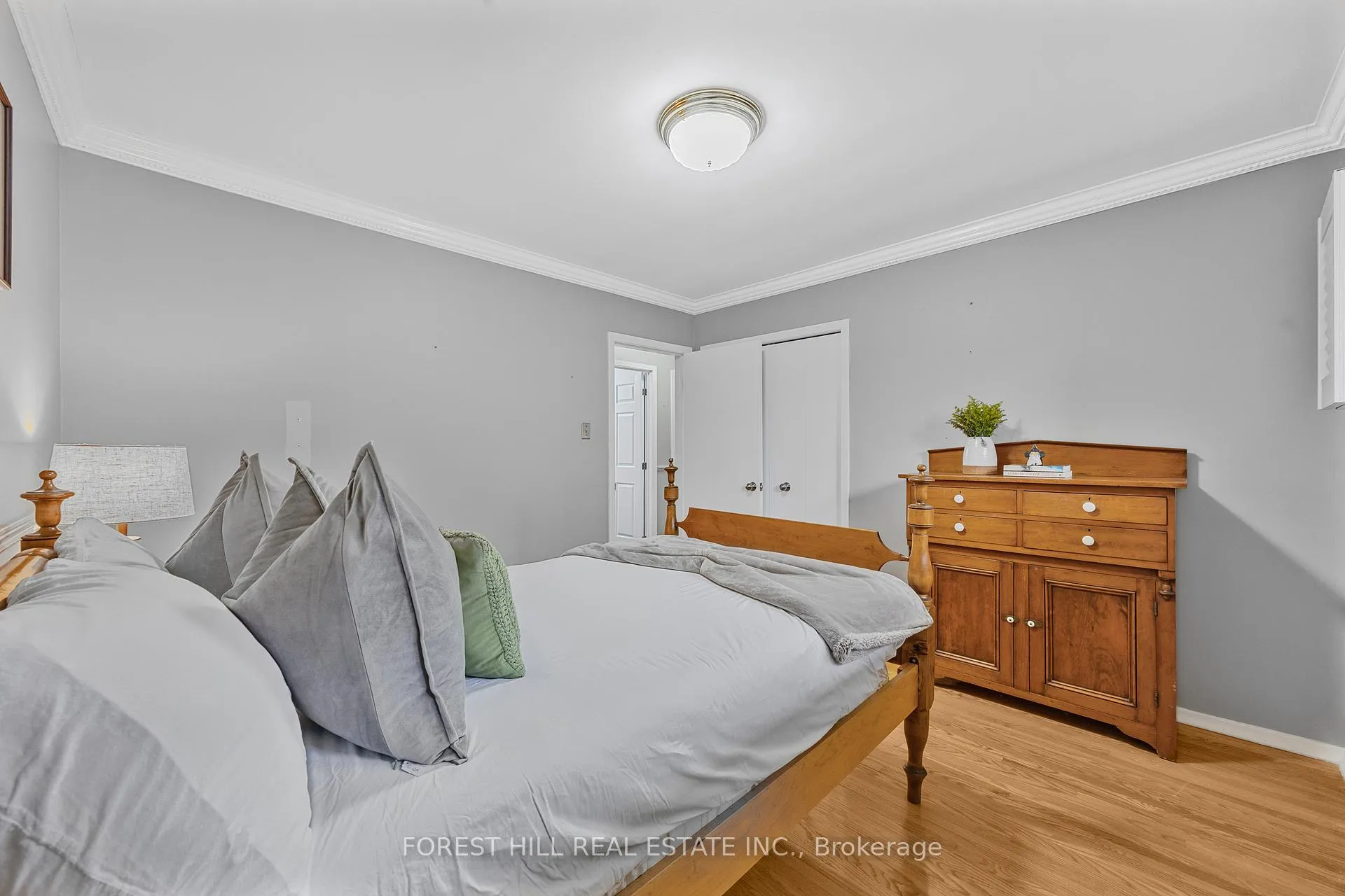 Photo 26 of 21 Cyprus Drive, Kitchener — HOMEH