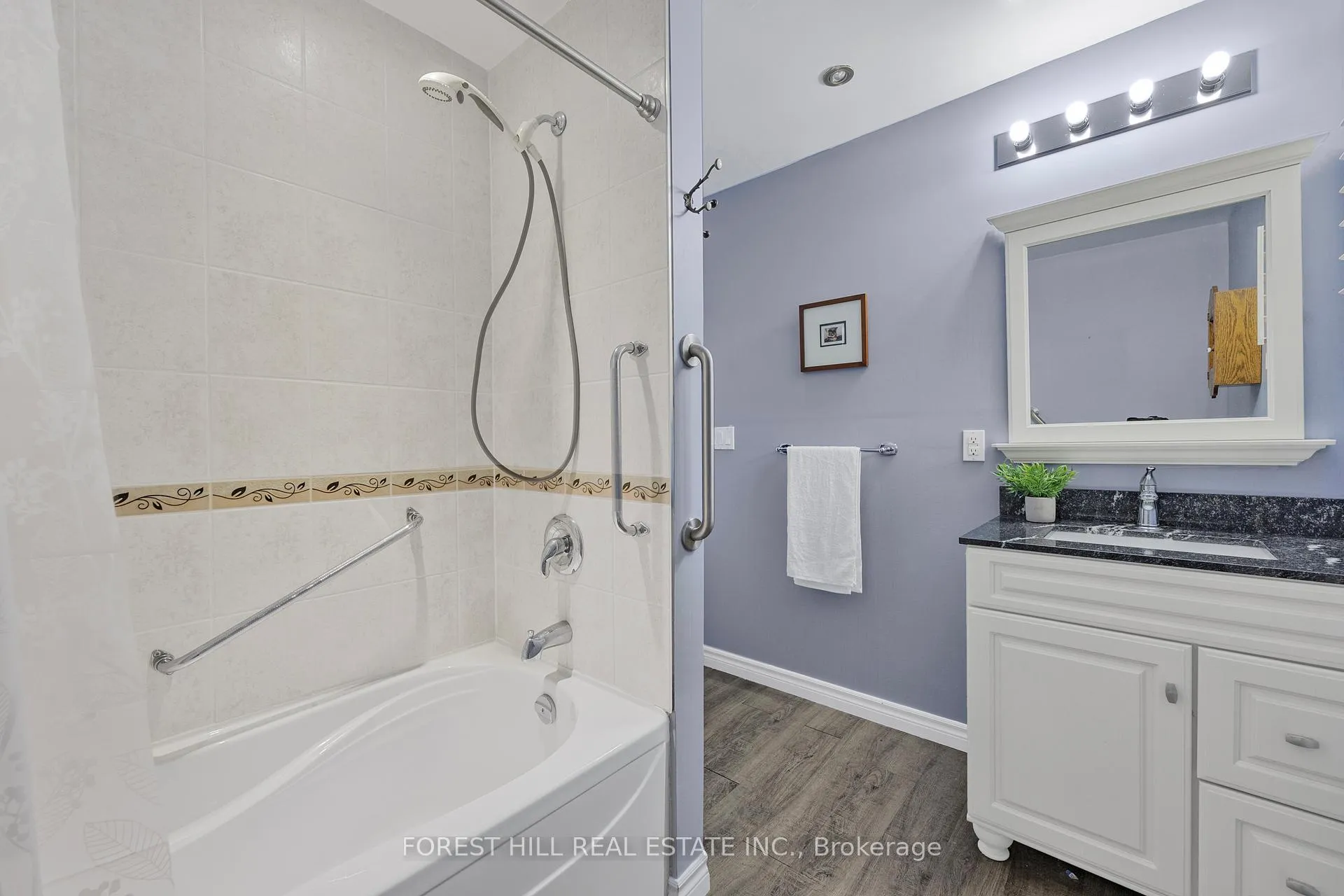 Photo 30 of 21 Cyprus Drive, Kitchener — HOMEH
