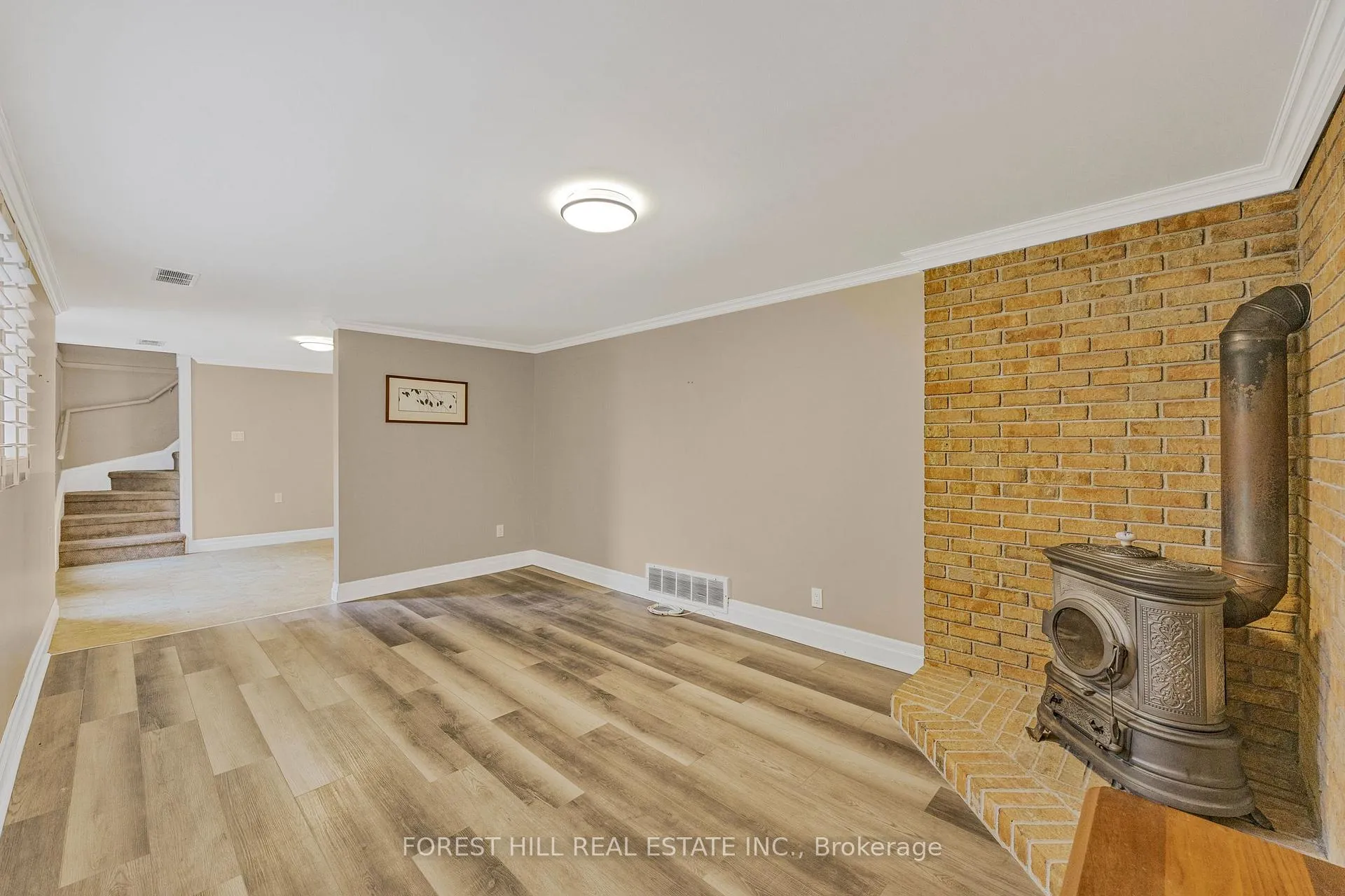 Photo 34 of 21 Cyprus Drive, Kitchener — HOMEH