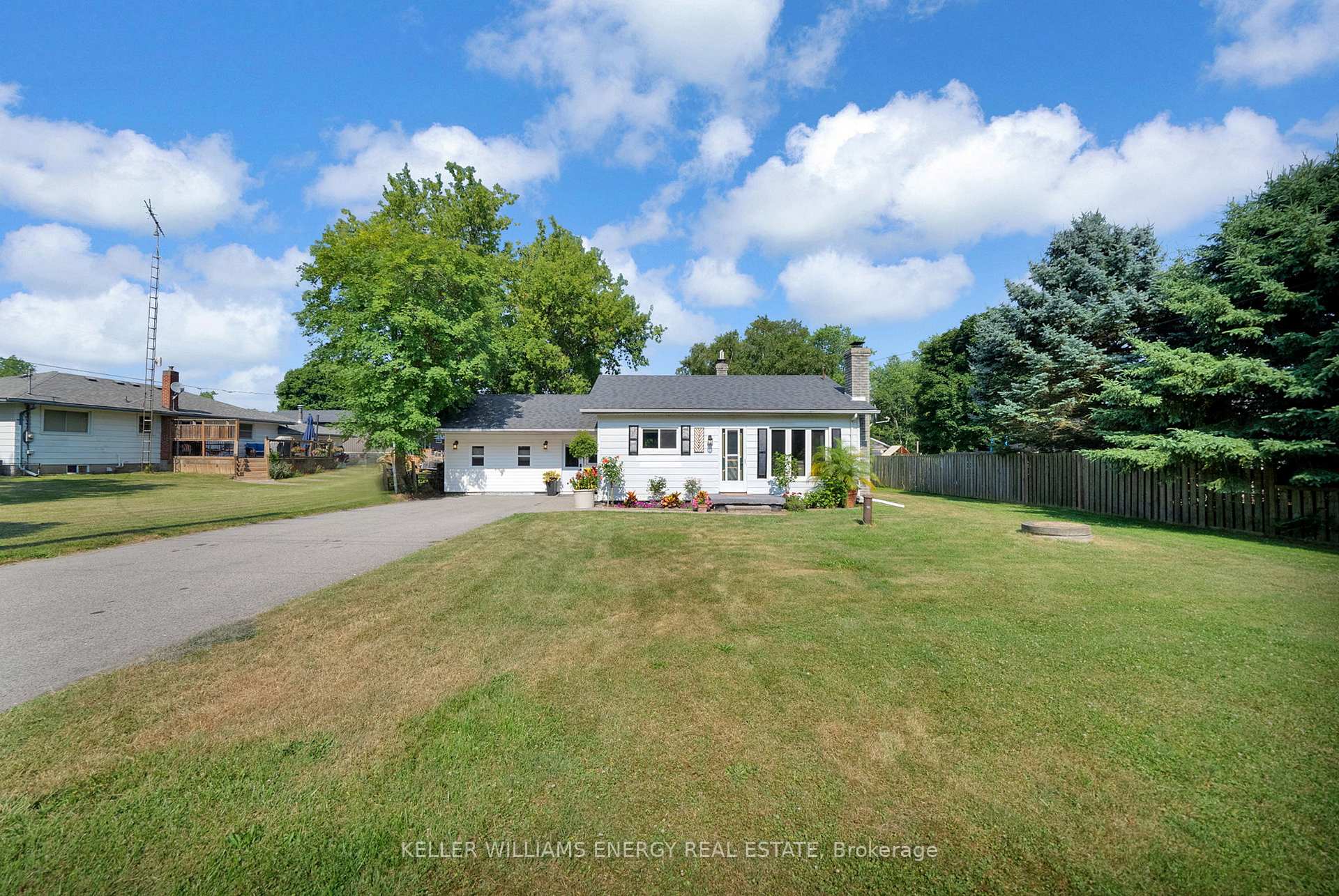 Photo 2 of 1725 Brownsville Road, Clarington, Newcastle — HOMEH