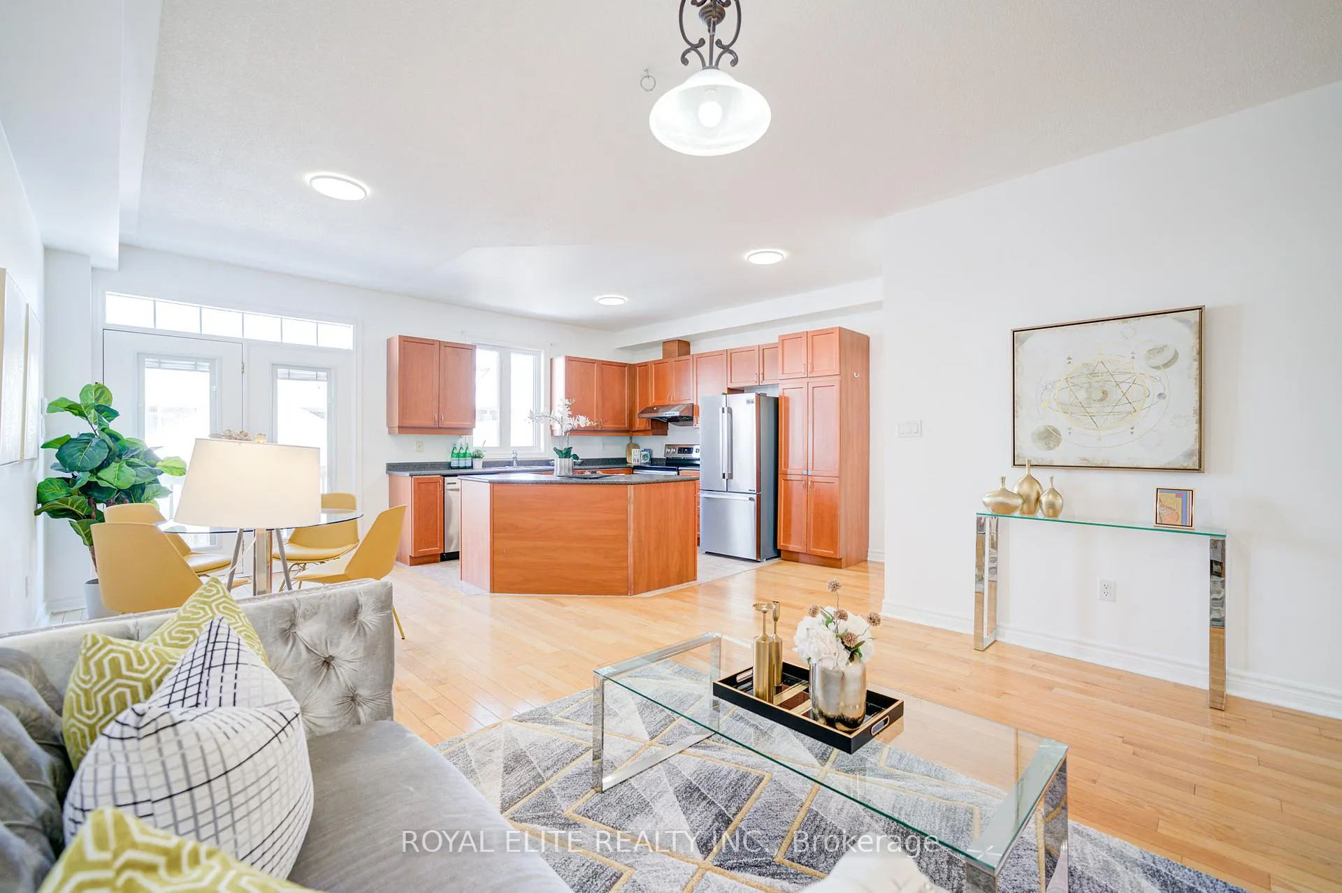 Photo 11 of 358 William Berzy Boulevard, Markham, Berczy — HOMEH