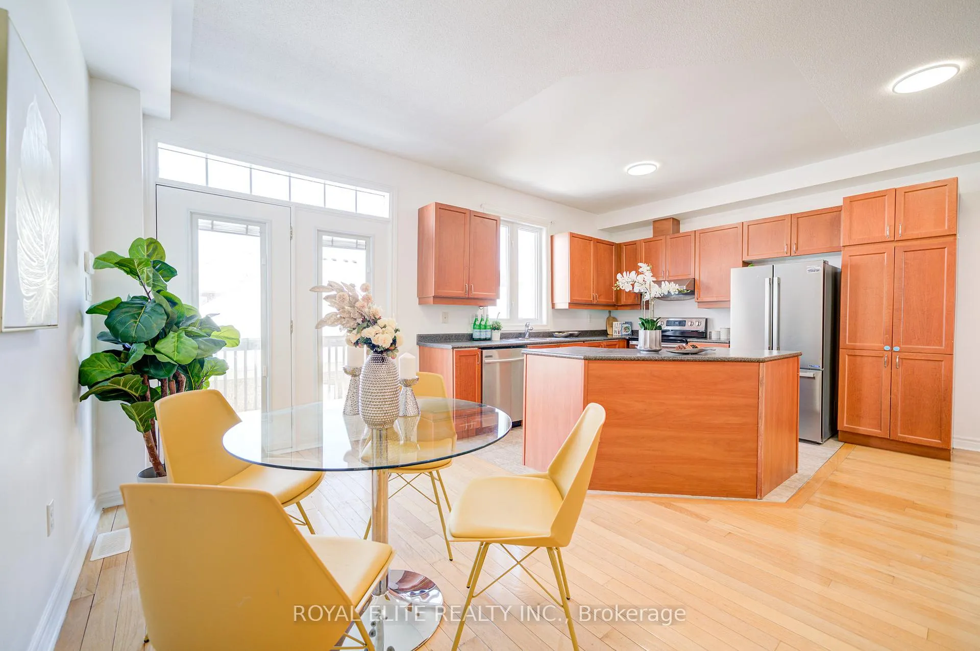 Photo 14 of 358 William Berzy Boulevard, Markham, Berczy — HOMEH
