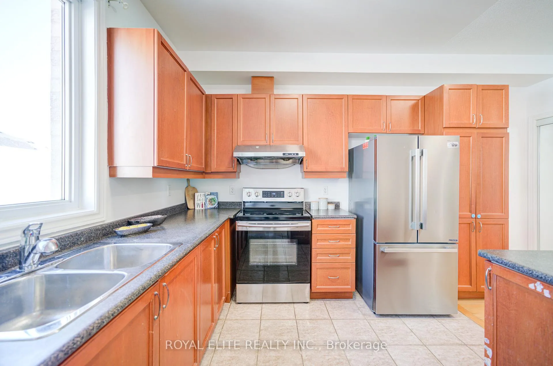 Photo 16 of 358 William Berzy Boulevard, Markham, Berczy — HOMEH