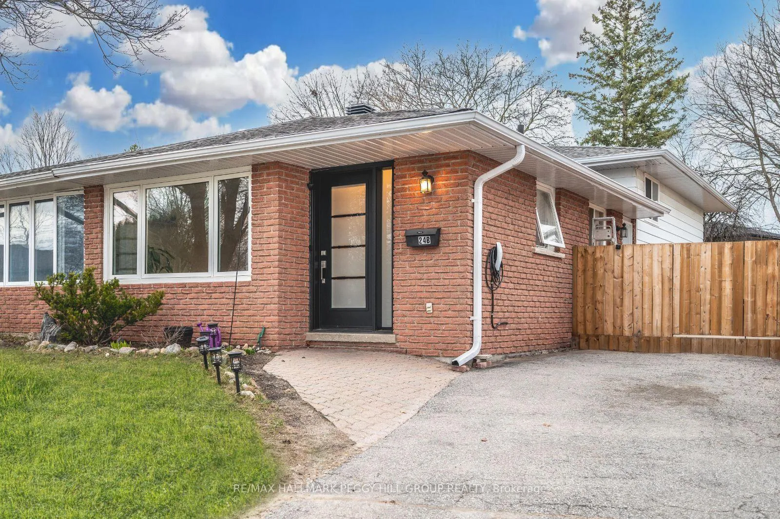 Photo 1 of 24B Bernick Drive, Barrie, Grove East — HOMEH