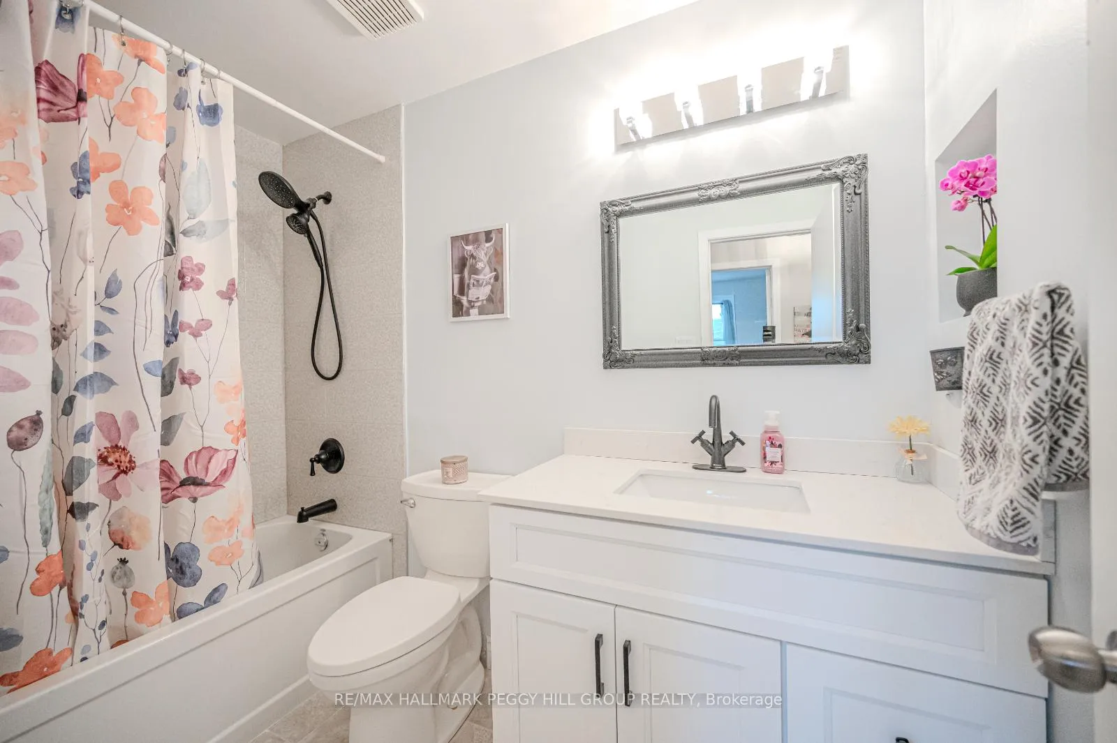 Photo 8 of 24B Bernick Drive, Barrie, Grove East — HOMEH