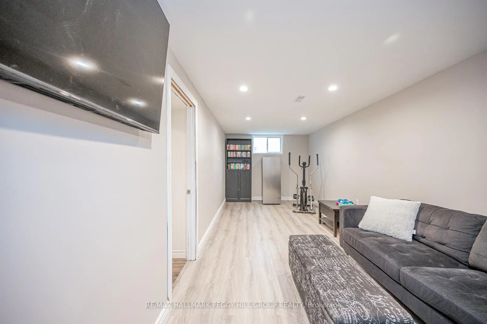 Photo 9 of 24B Bernick Drive, Barrie, Grove East — HOMEH