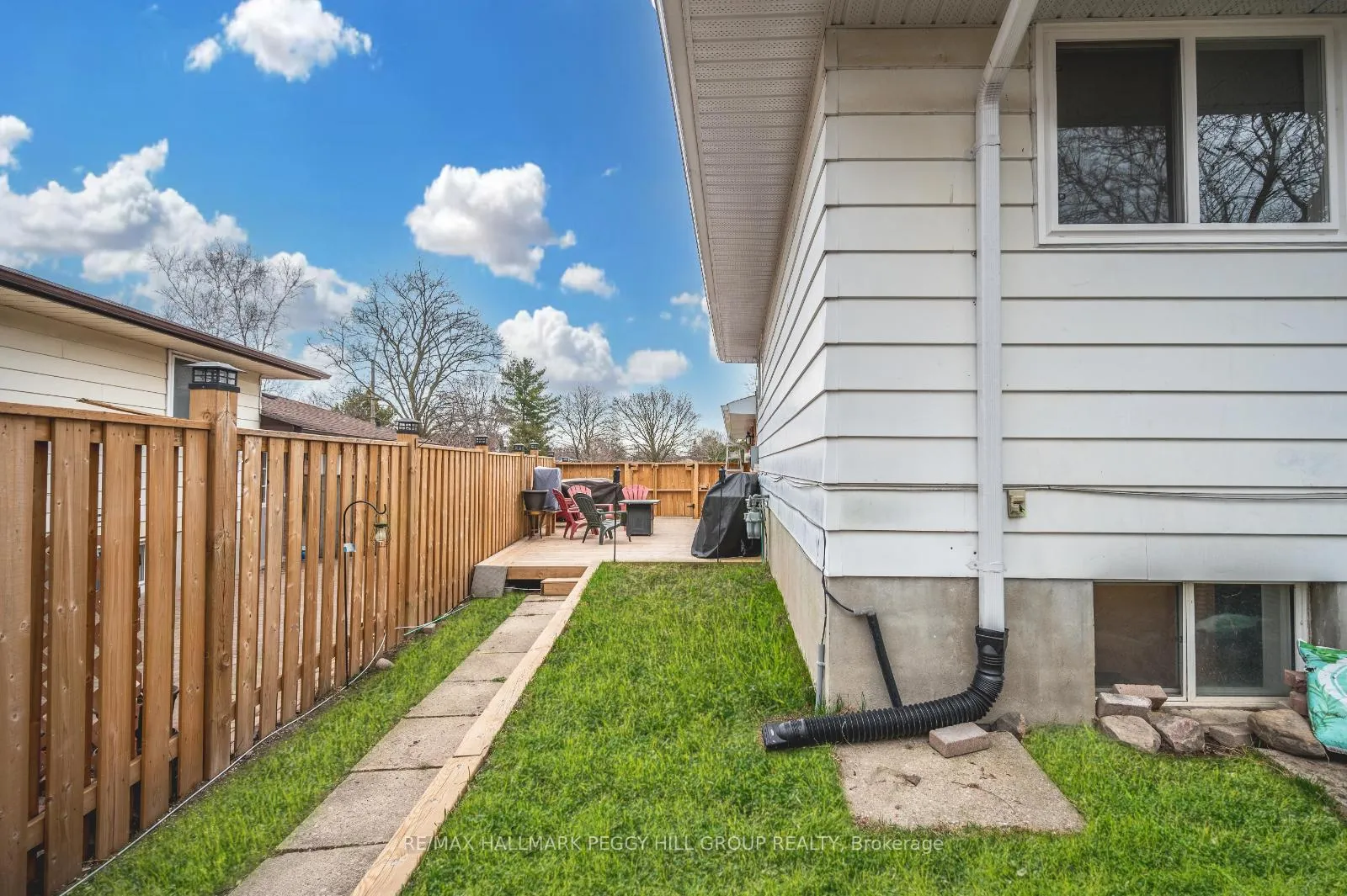 Photo 11 of 24B Bernick Drive, Barrie, Grove East — HOMEH