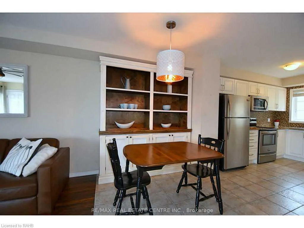 Photo 5 of Unit 18, 1328 Upper Sherman Avenue, Hamilton, Rushdale — HOMEH