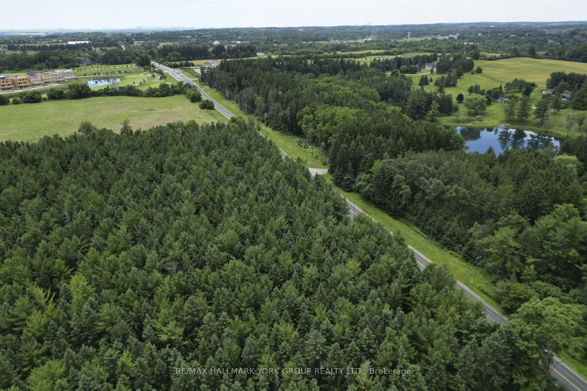 Photo 44 of 25 Westview Drive, Aurora, Rural Aurora — HOMEH