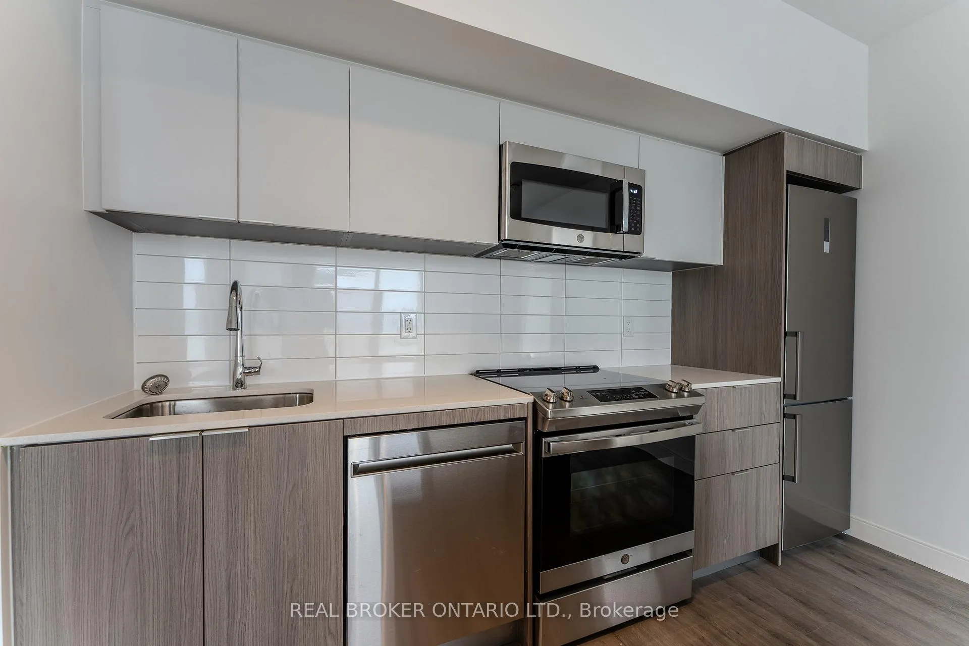Photo 20 of Unit 901, 8 Hughson Street N, Hamilton, Beasley — HOMEH