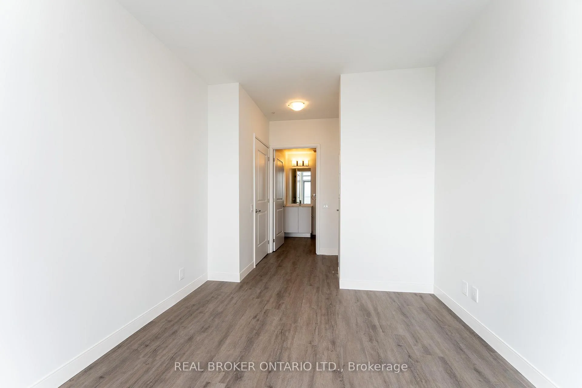 Photo 29 of Unit 901, 8 Hughson Street N, Hamilton, Beasley — HOMEH