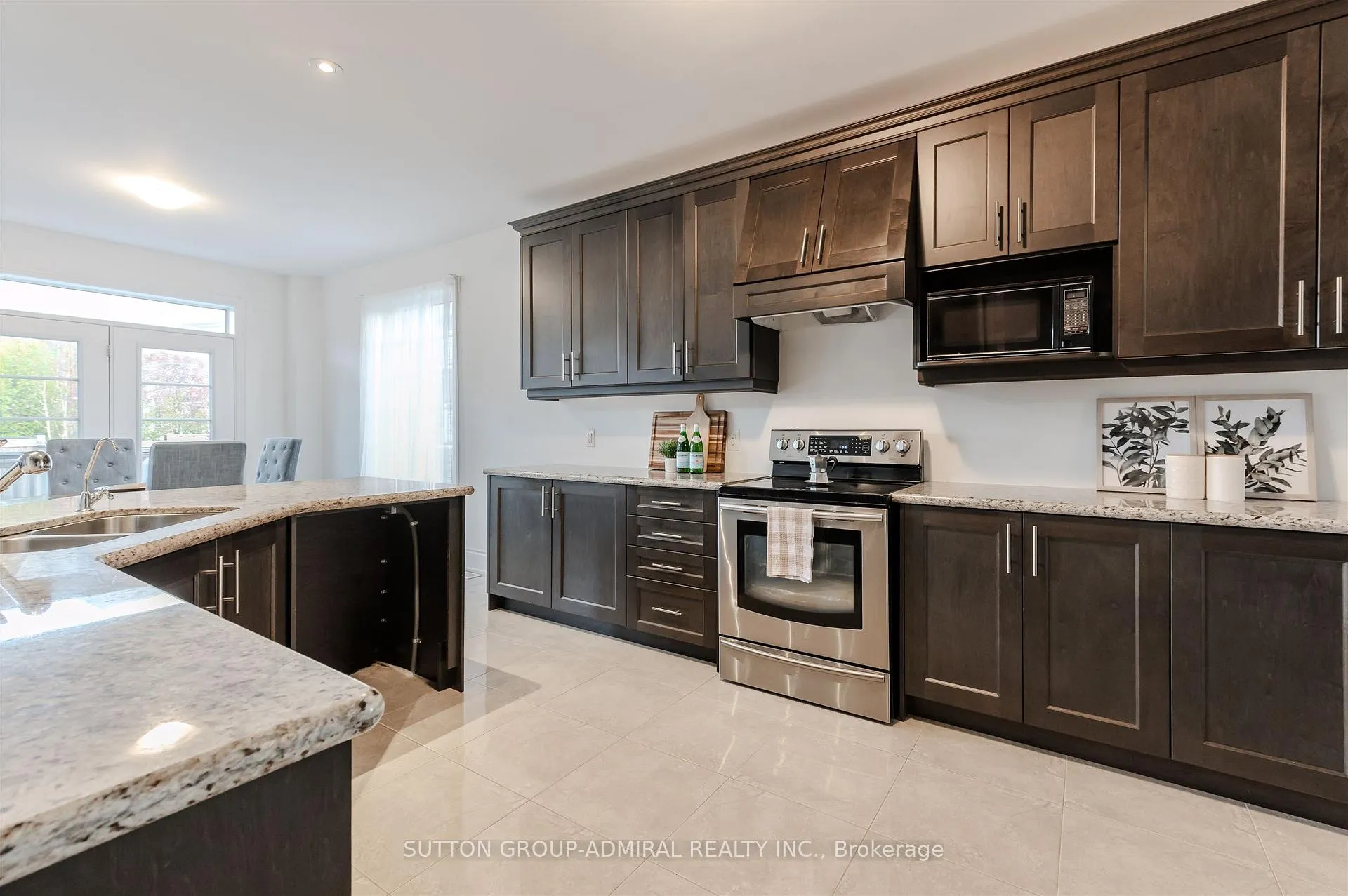 Photo 12 of 23 Samson Trail, King, Nobleton — HOMEH