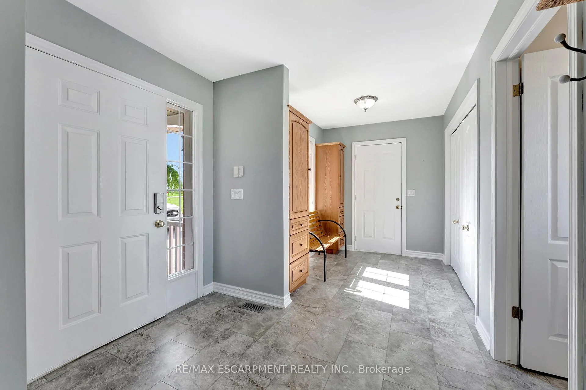 Photo 17 of 533 Marshall Road, Haldimand, Dunnville — HOMEH