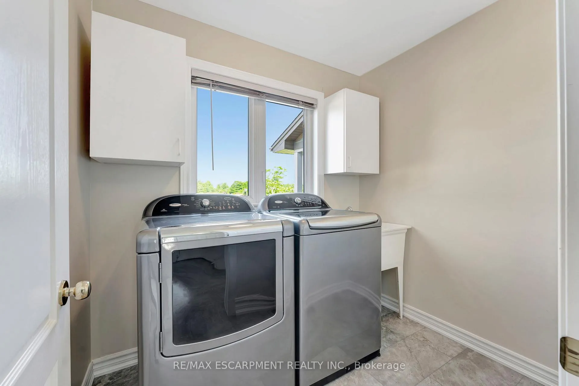 Photo 19 of 533 Marshall Road, Haldimand, Dunnville — HOMEH