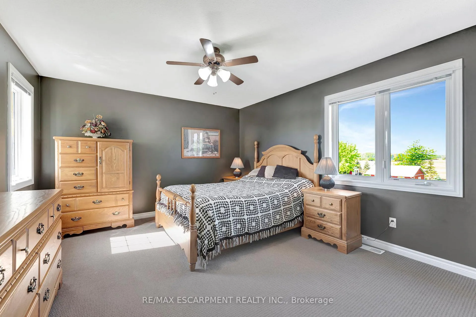 Photo 23 of 533 Marshall Road, Haldimand, Dunnville — HOMEH
