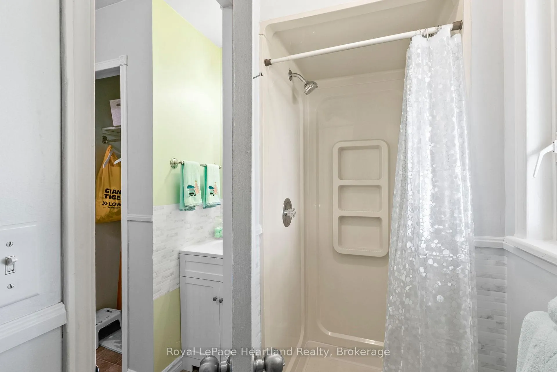 Photo 14 of 9462 Ayton Road, Minto — HOMEH