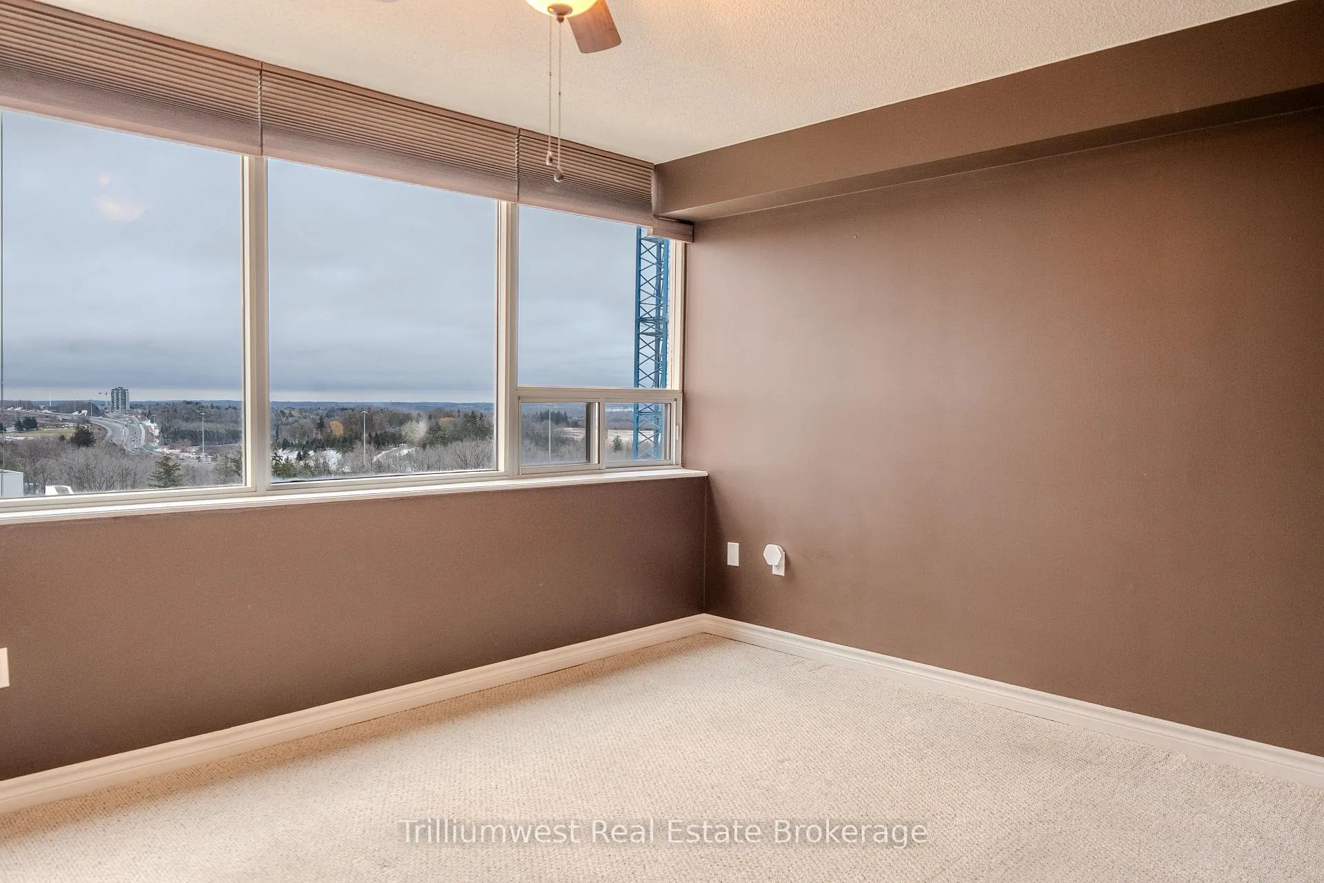 Photo 9 of Unit 1109, 3227 King Street, Kitchener, Centreville Chicopee — HOMEH