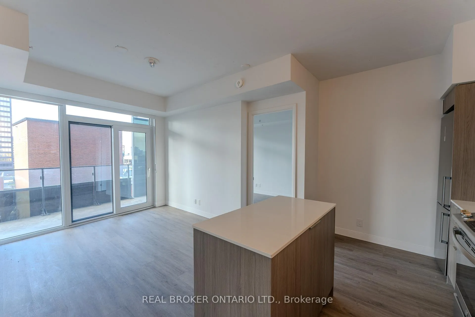 Photo 1 of Unit 907, 8 Hughson Street N, Hamilton, Beasley — HOMEH