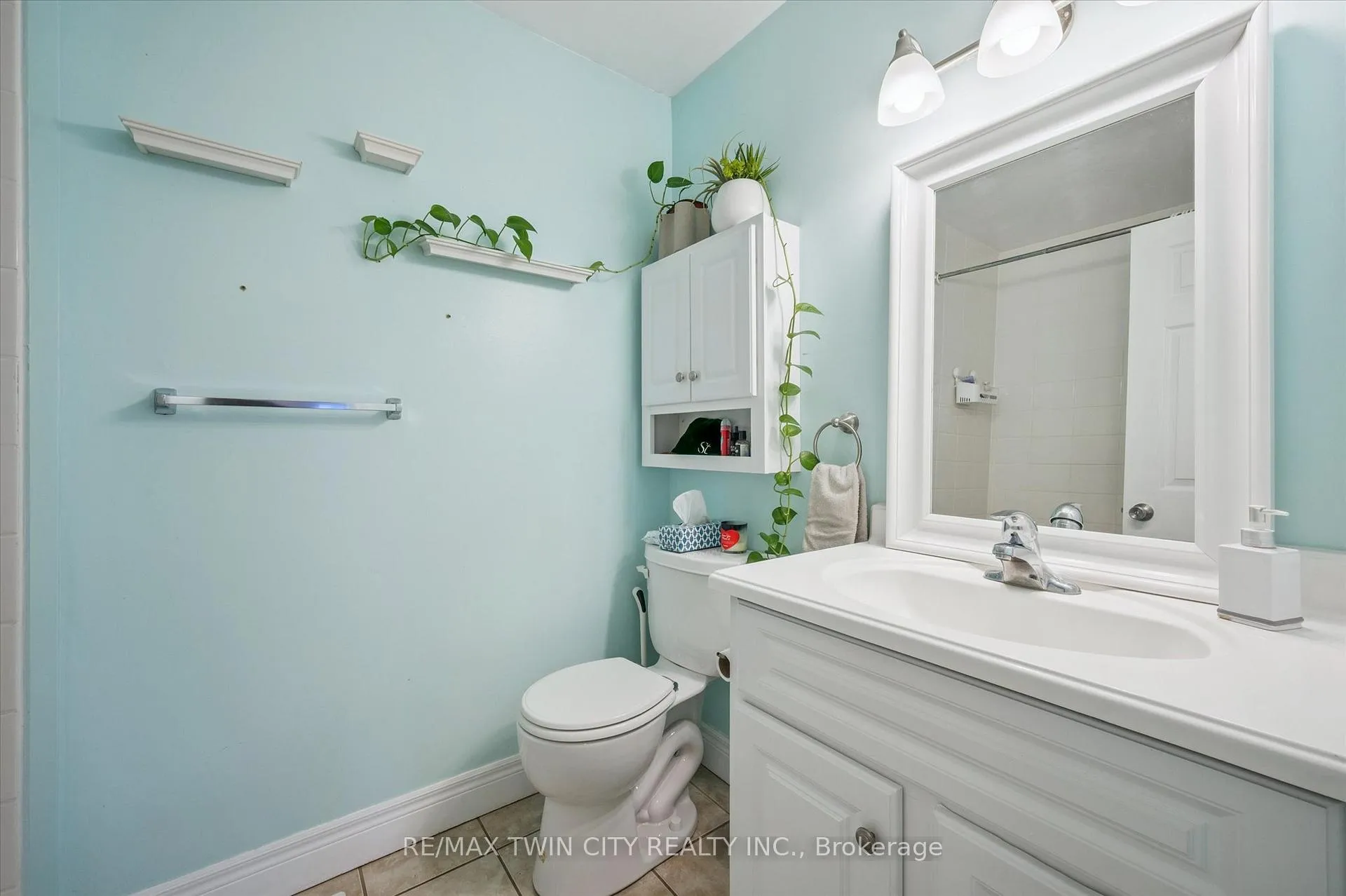 Photo 14 of 26 Nora Court, Cambridge — HOMEH