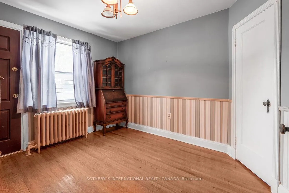 Photo 10 of 177 Joicey Boulevard, Toronto, Bedford Park-Nortown — HOMEH