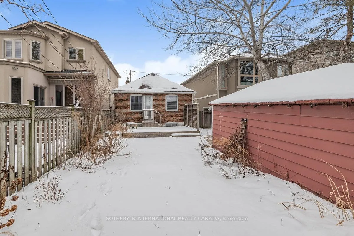 Photo 15 of 177 Joicey Boulevard, Toronto, Bedford Park-Nortown — HOMEH