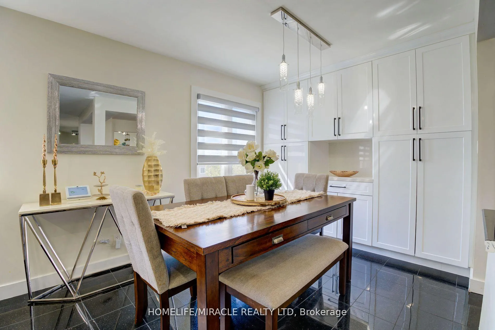 Photo 12 of 41 Fieldview Crescent, Whitby, Blue Grass Meadows — HOMEH