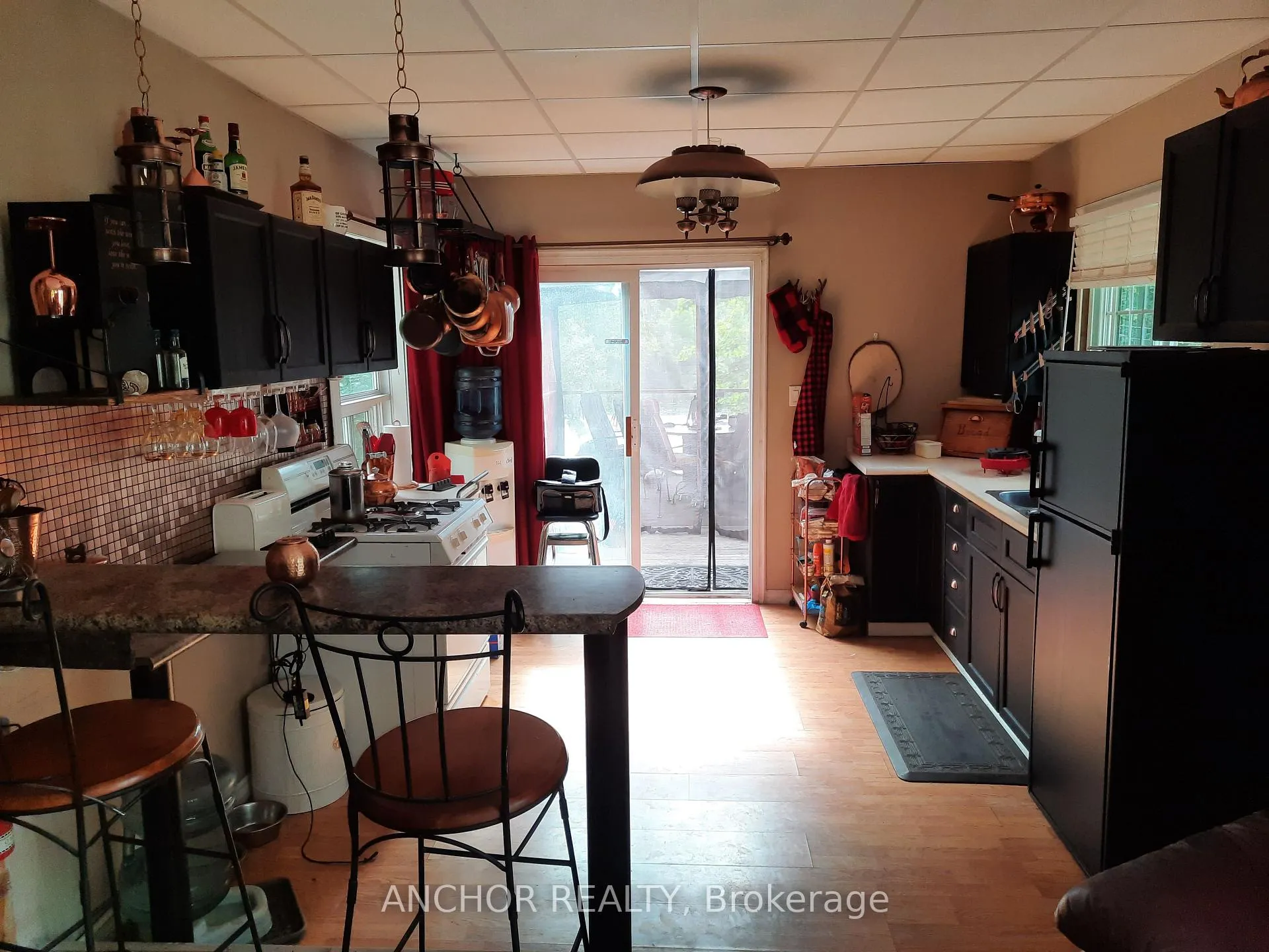 Photo 8 of 550 shawanaga Lane, McDougall — HOMEH