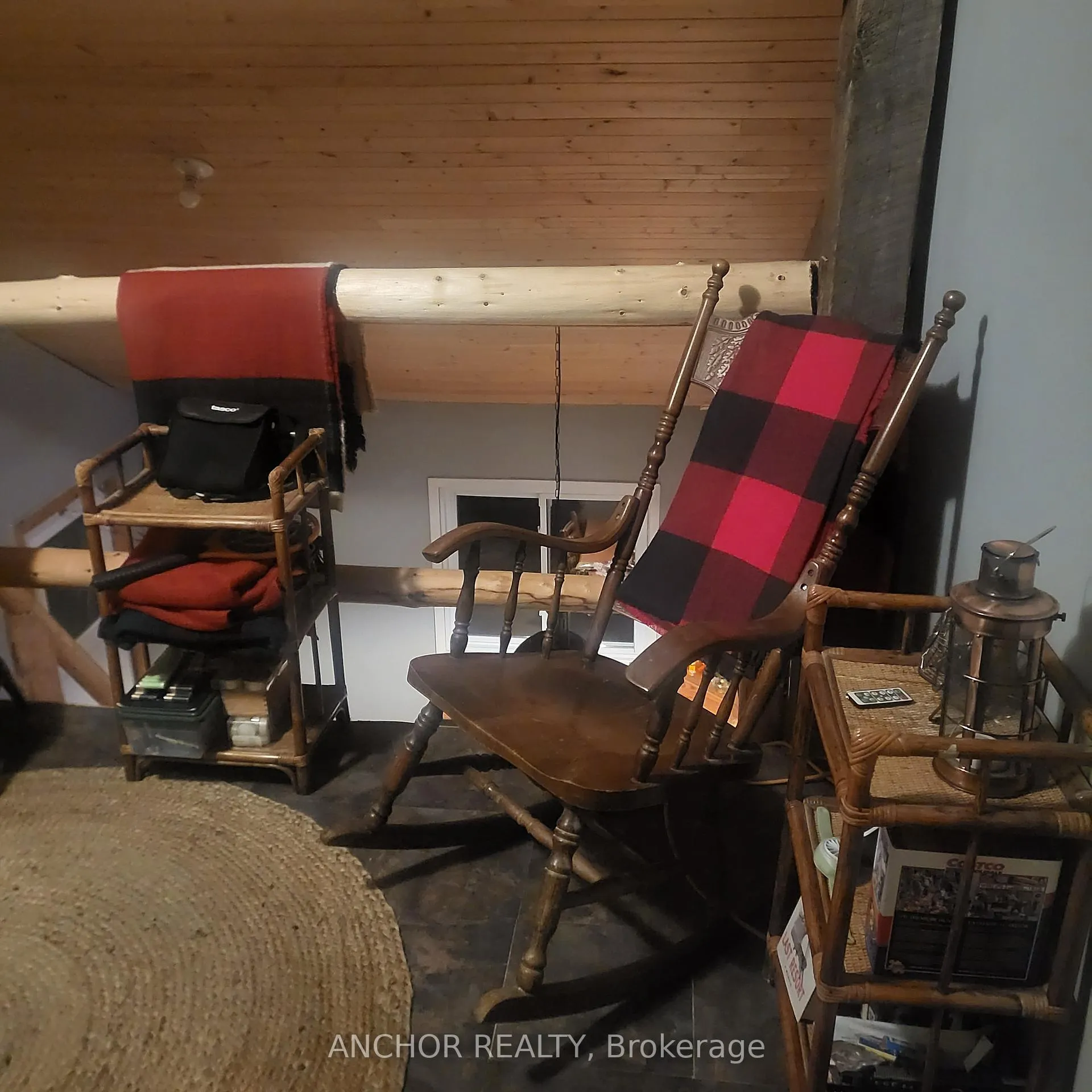 Photo 10 of 550 shawanaga Lane, McDougall — HOMEH