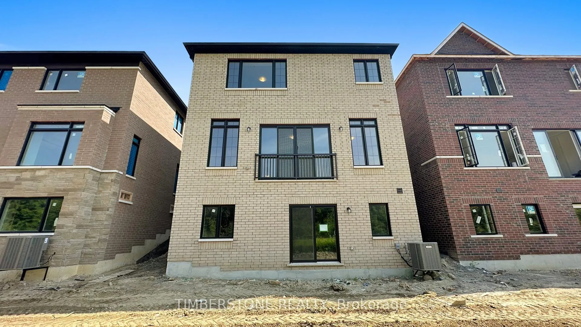 Photo 29 of 1044 Pisces Trail, Pickering, Rural Pickering — HOMEH