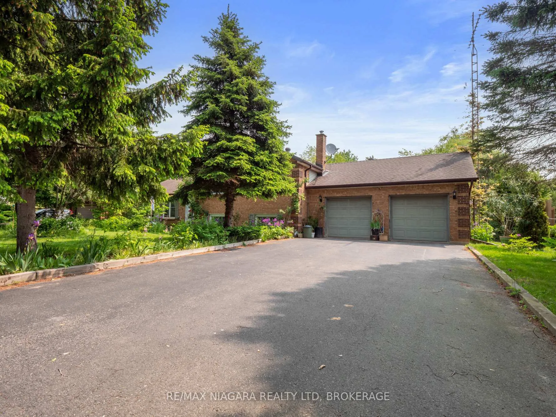 Photo 2 of 10 Beverly Glen Drive, Hamilton, Orkney — HOMEH