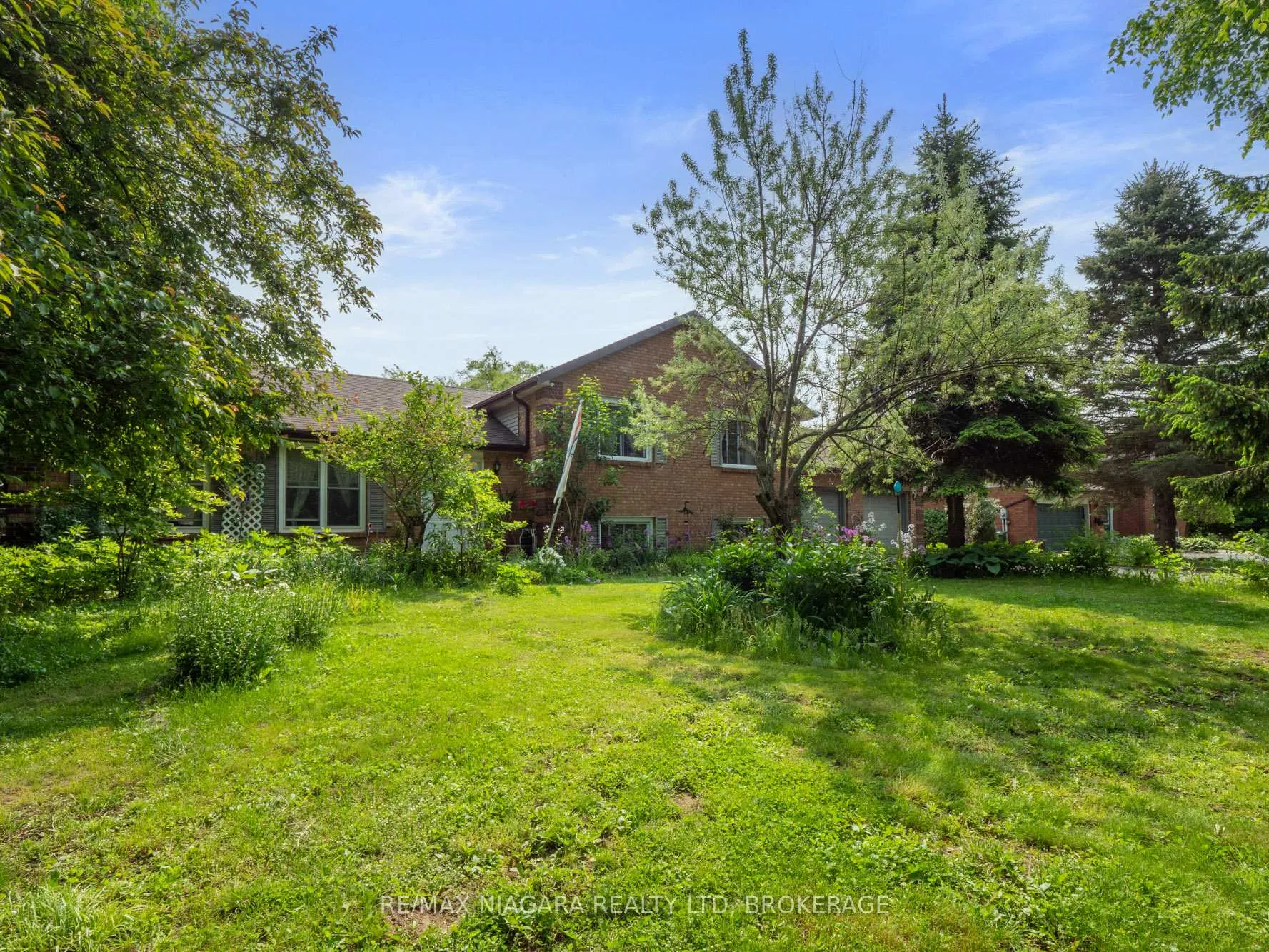 Photo 3 of 10 Beverly Glen Drive, Hamilton, Orkney — HOMEH