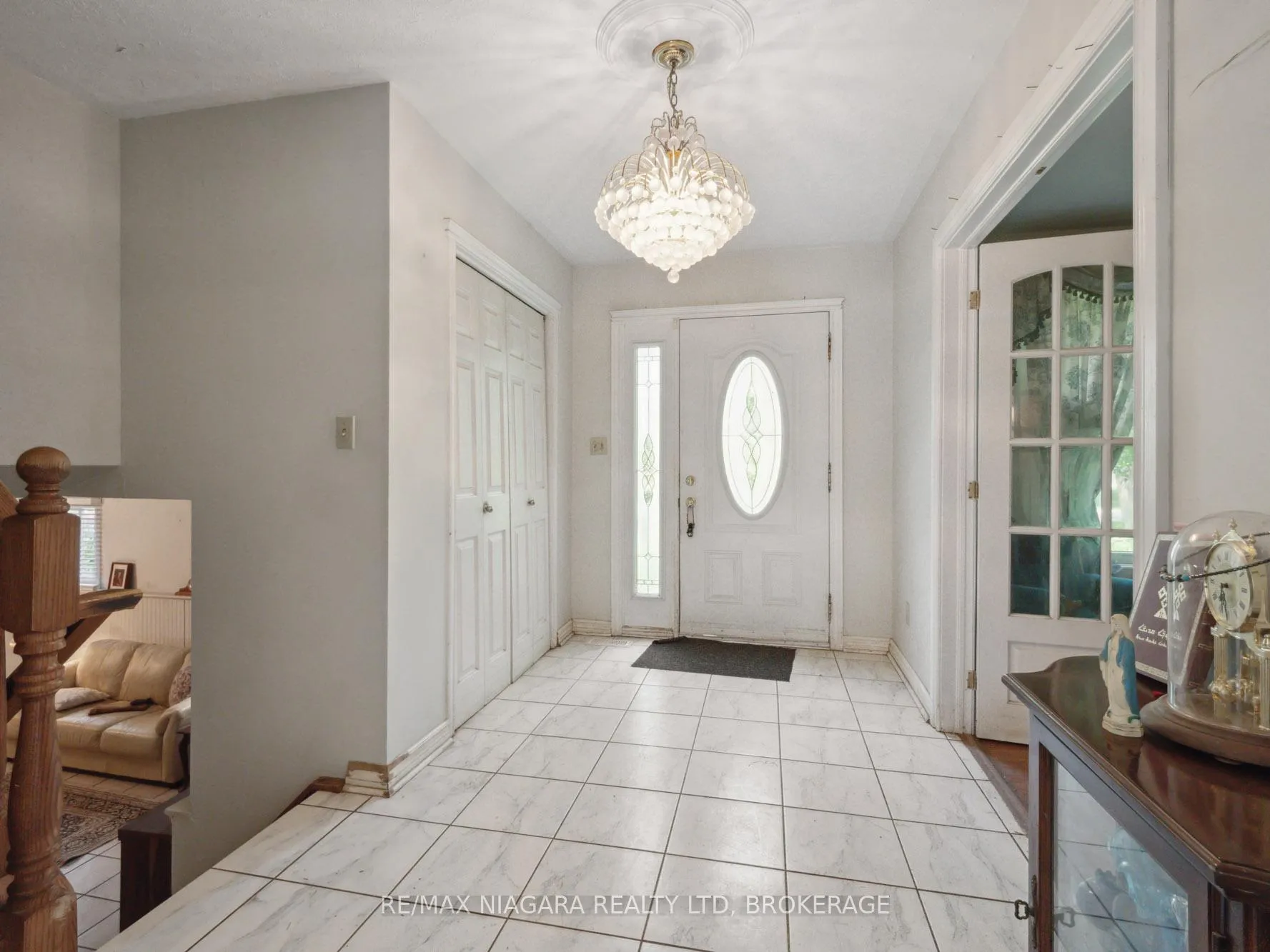 Photo 15 of 10 Beverly Glen Drive, Hamilton, Orkney — HOMEH