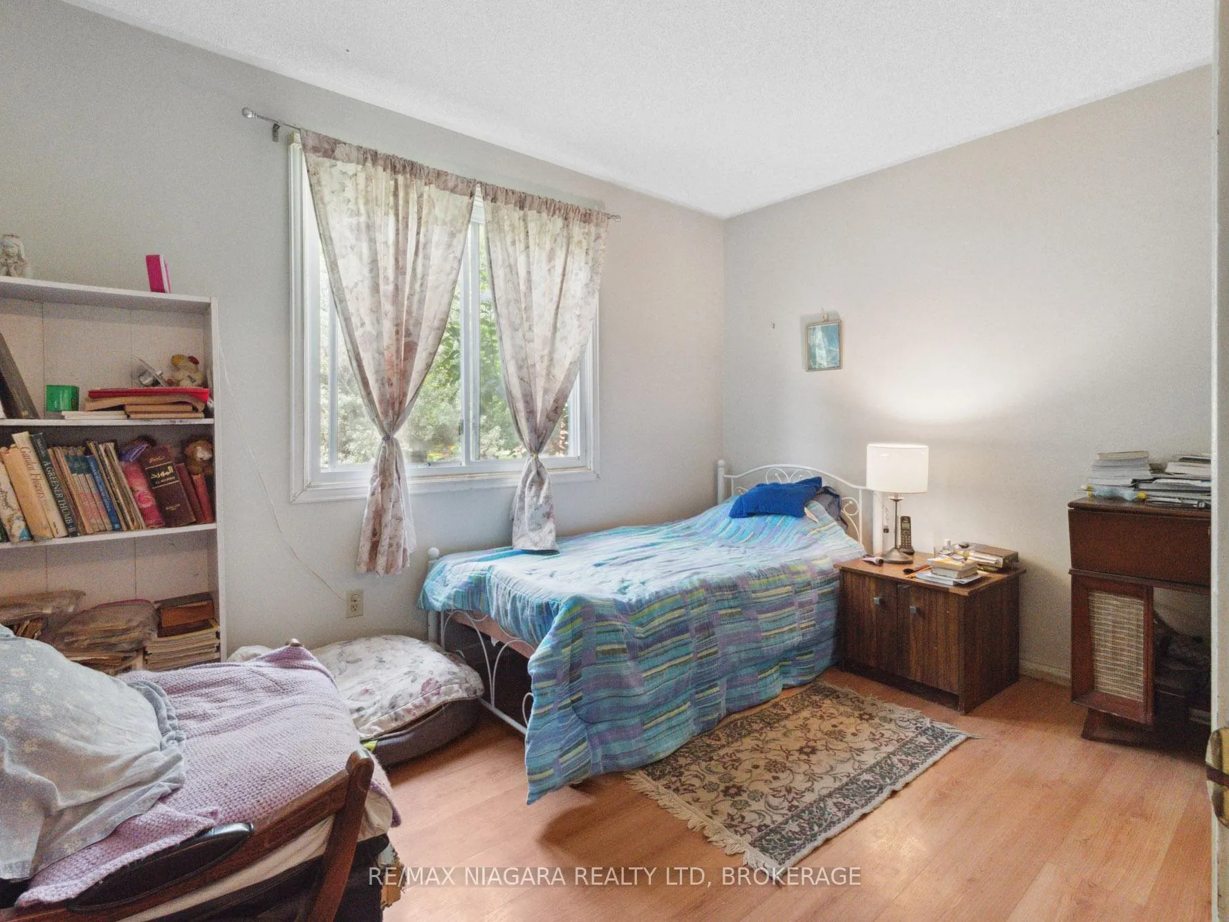 Photo 23 of 10 Beverly Glen Drive, Hamilton, Orkney — HOMEH