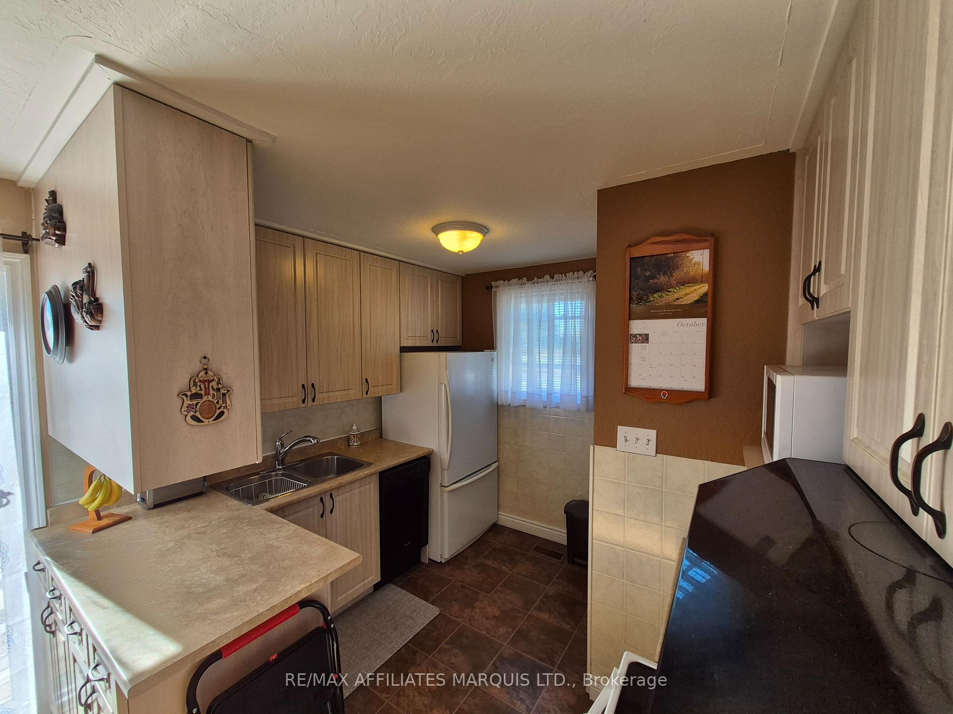 Photo 2 of 1340 St Michel Avenue, Cornwall — HOMEH