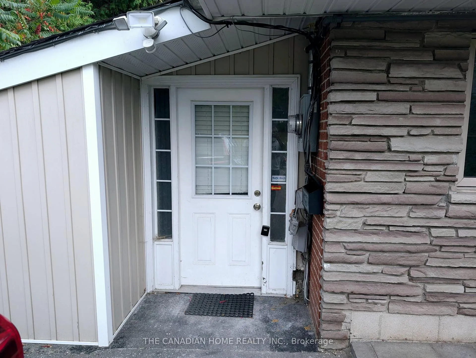 Photo 2 of Unit Bsmt, 519 Rossland Road E, Oshawa, McLaughlin — HOMEH