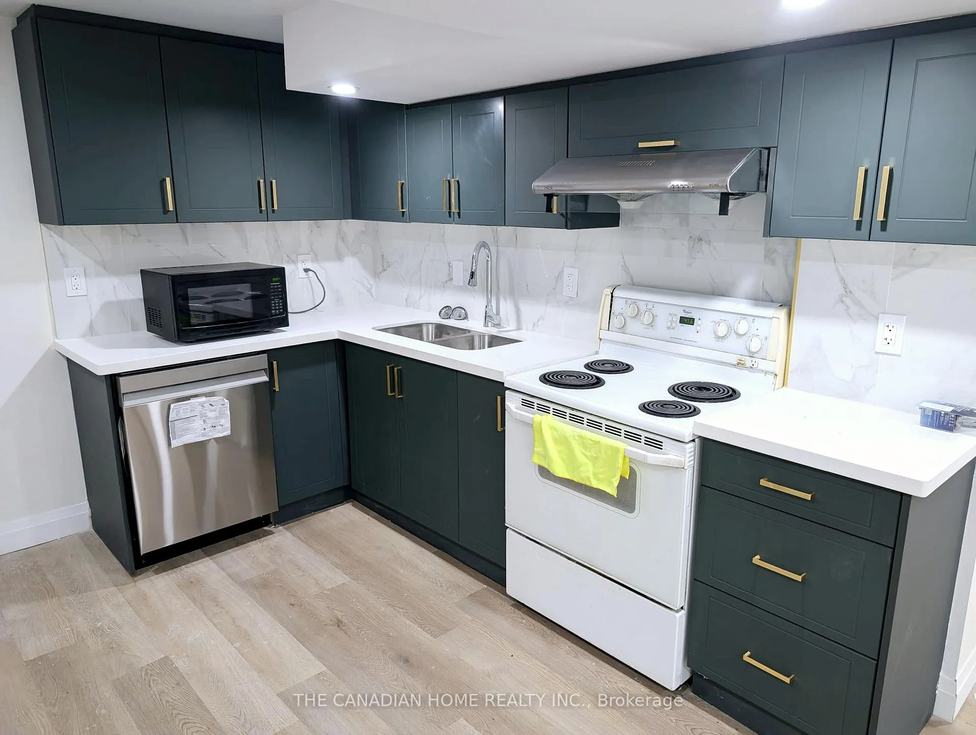 Photo 9 of Unit Bsmt, 519 Rossland Road E, Oshawa, McLaughlin — HOMEH