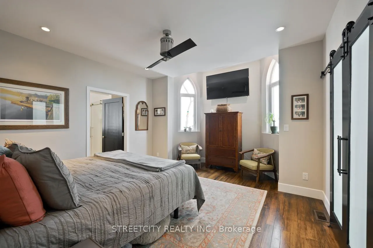 Photo 15 of 2400 La Salle Line, St. Clair — HOMEH