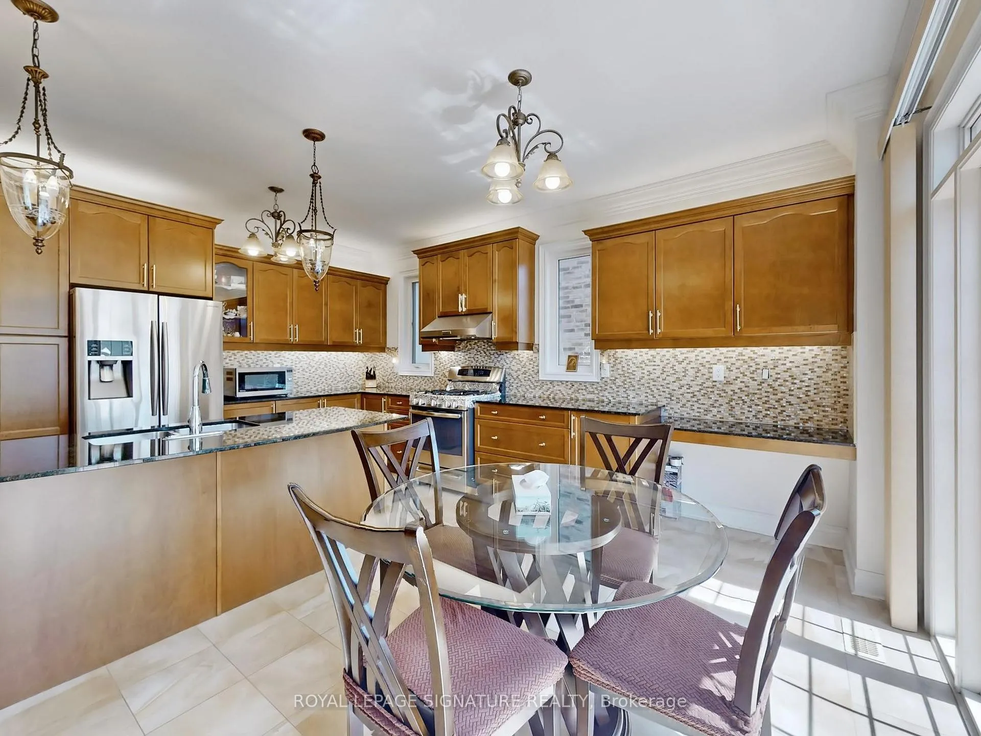 Photo 11 of 45 Jazz Drive, Vaughan, Patterson — HOMEH