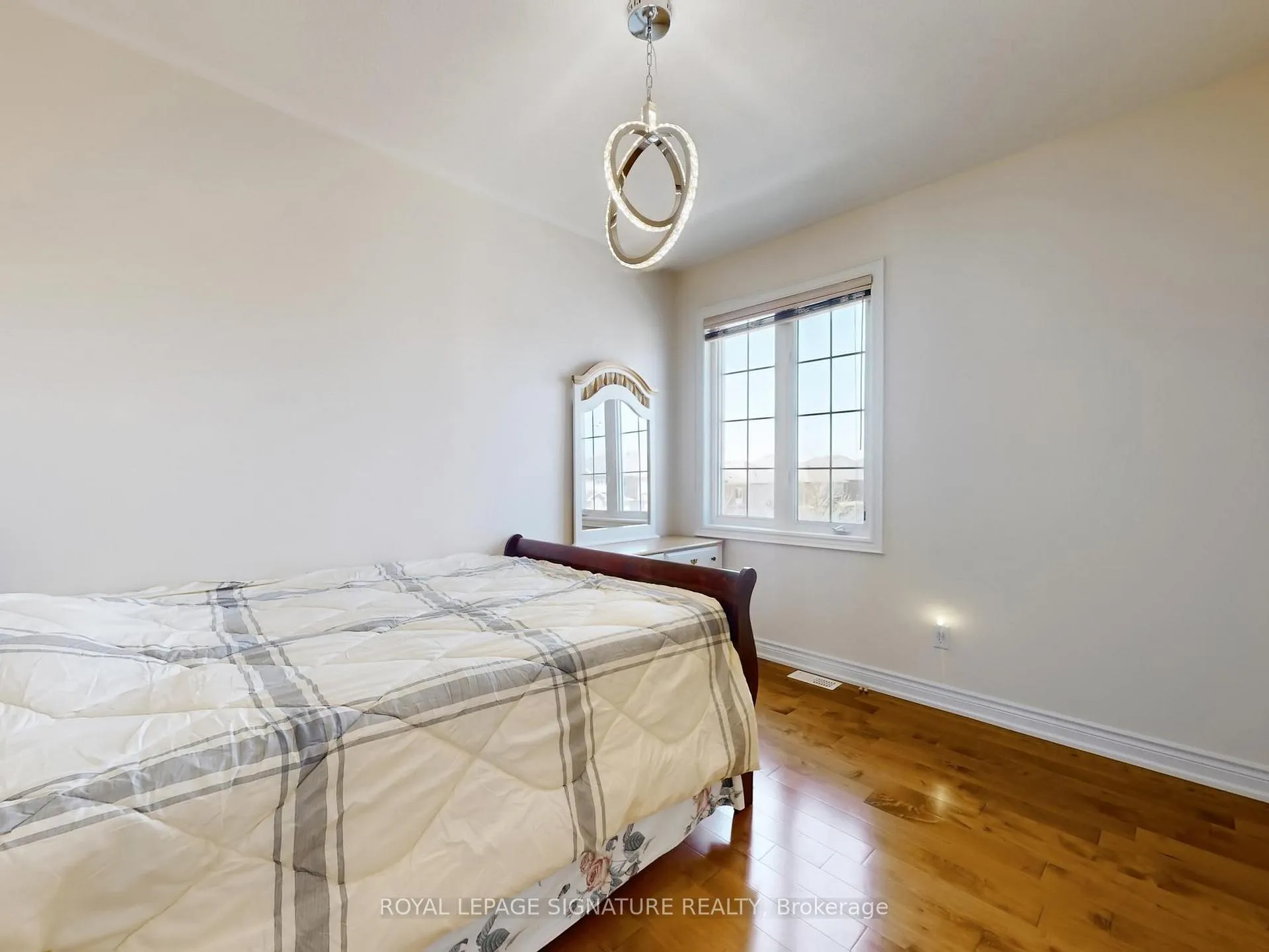 Photo 33 of 45 Jazz Drive, Vaughan, Patterson — HOMEH