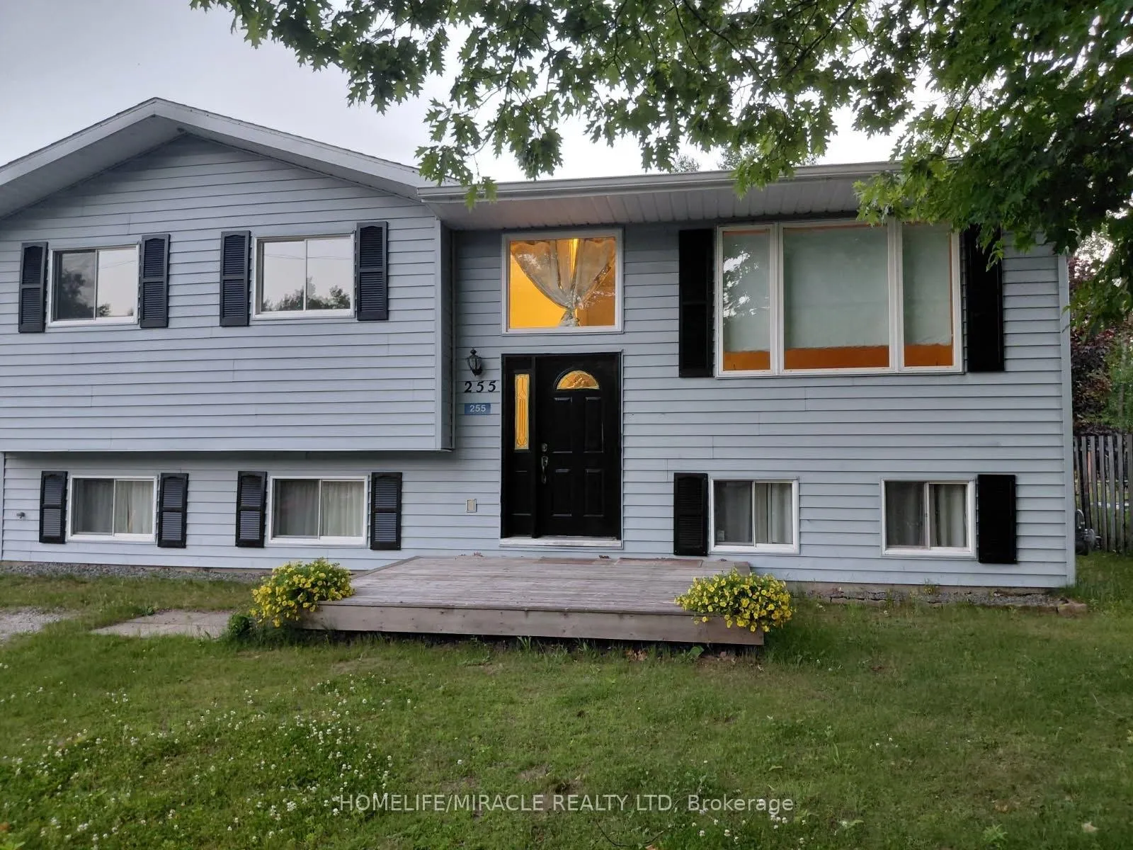 Photo 1 of 255 Revell Street, Gravenhurst, Muskoka (S) — HOMEH