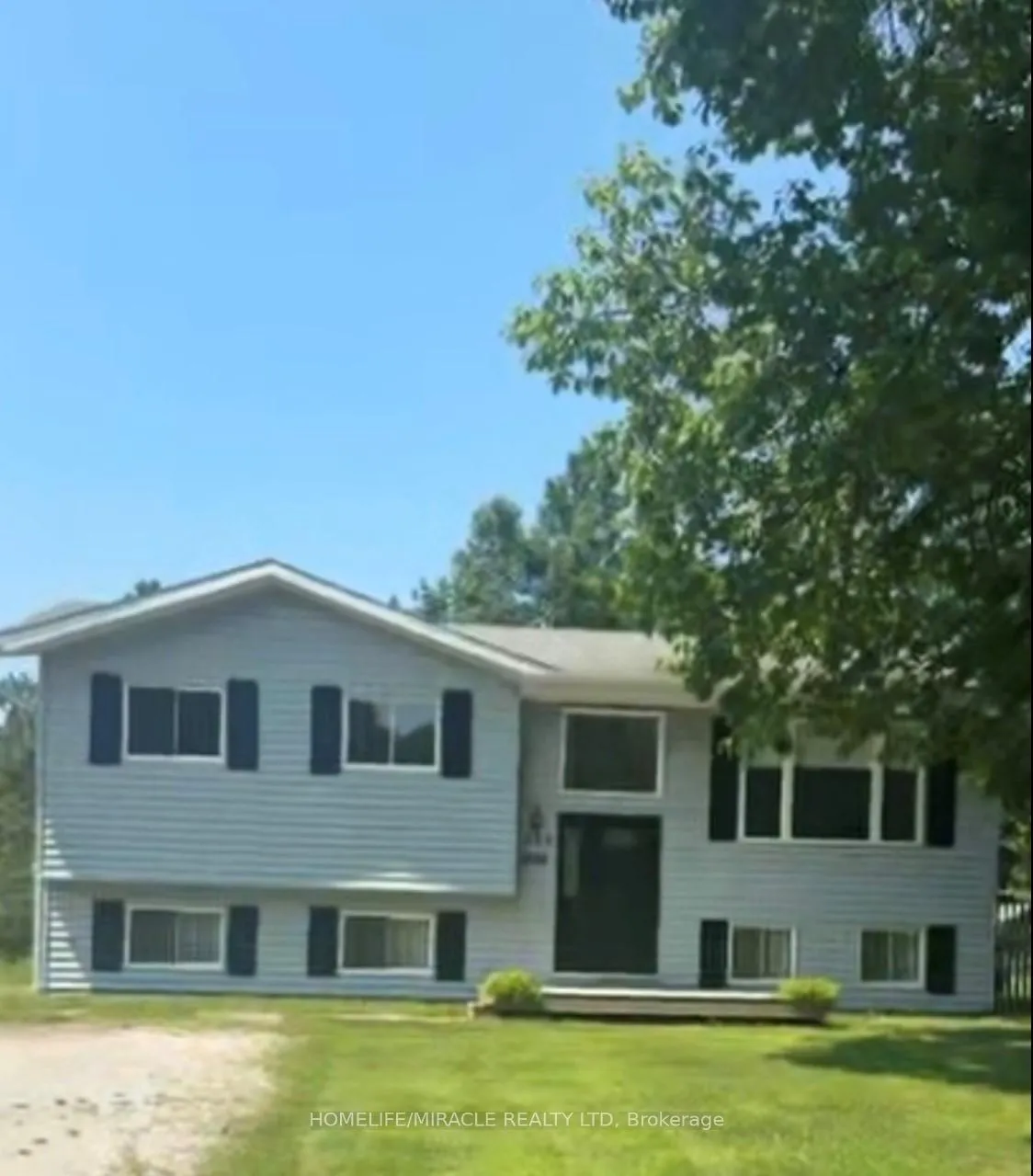Photo 2 of 255 Revell Street, Gravenhurst, Muskoka (S) — HOMEH