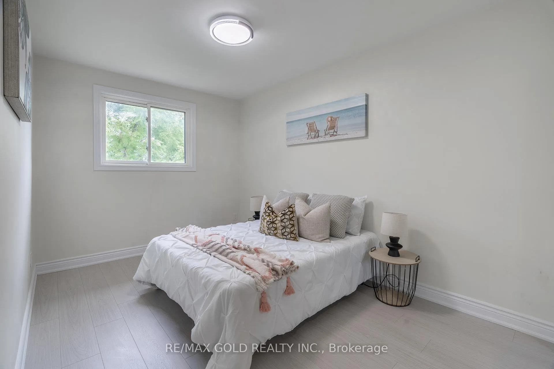 Photo 27 of 384 Westwood Drive, Kitchener — HOMEH